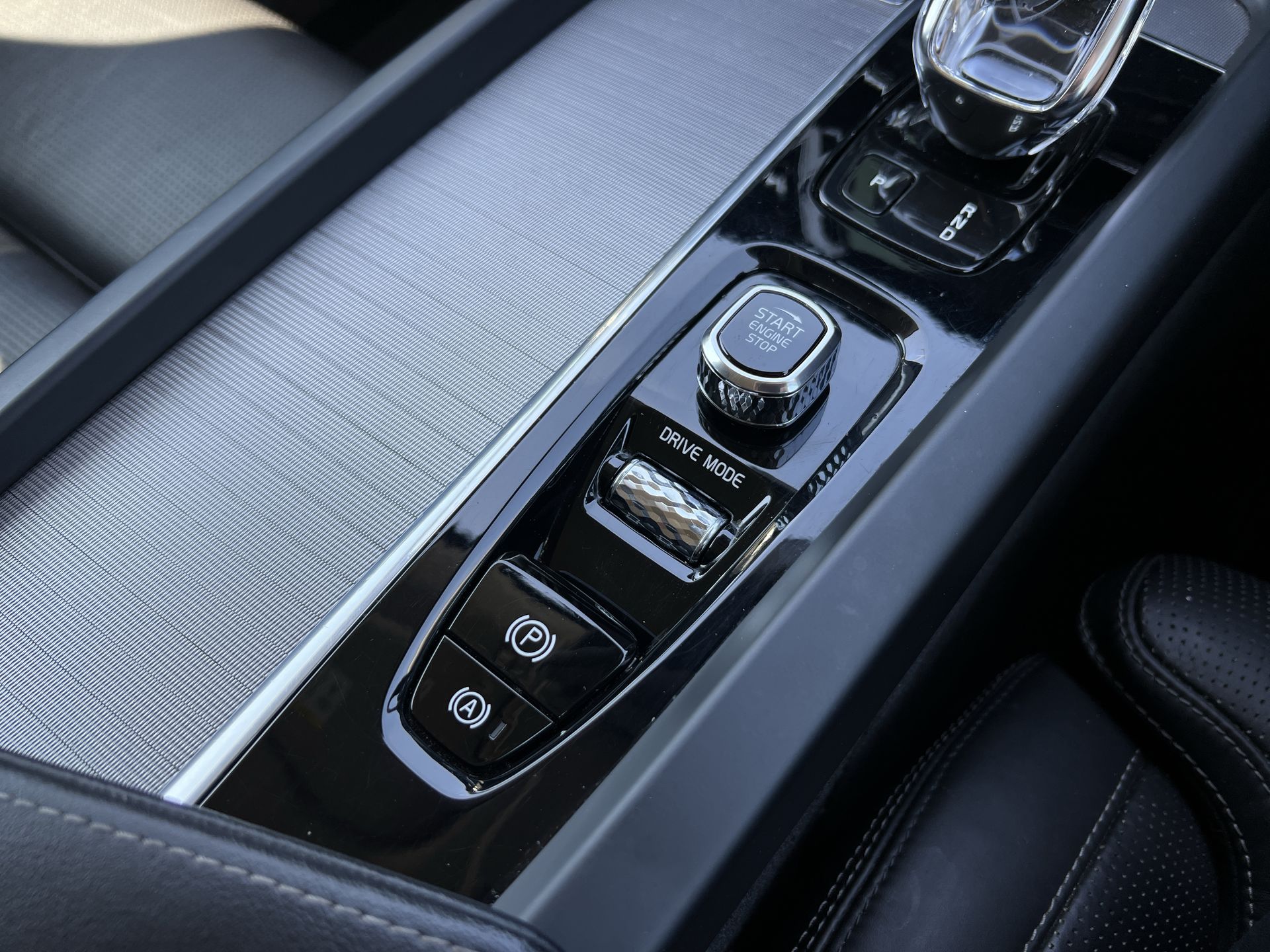 B4D AWD GEARTRONIC