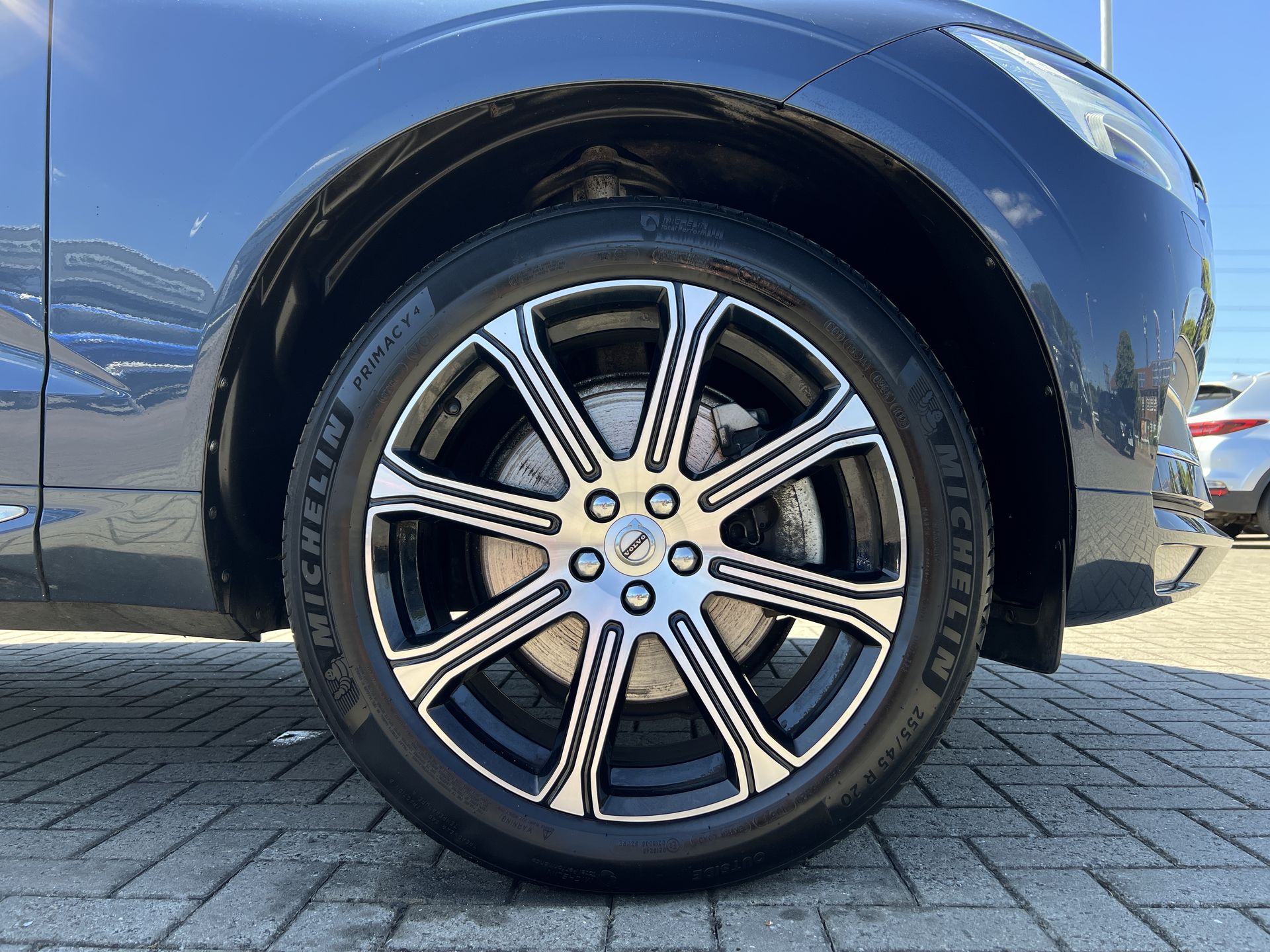B4D AWD GEARTRONIC