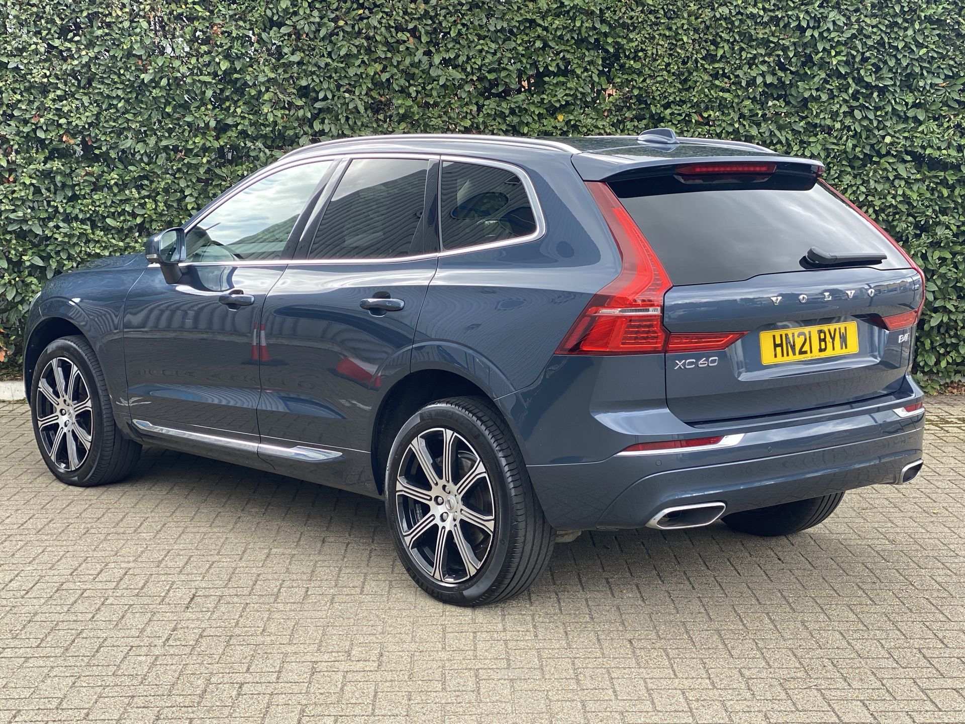 B4D AWD GEARTRONIC