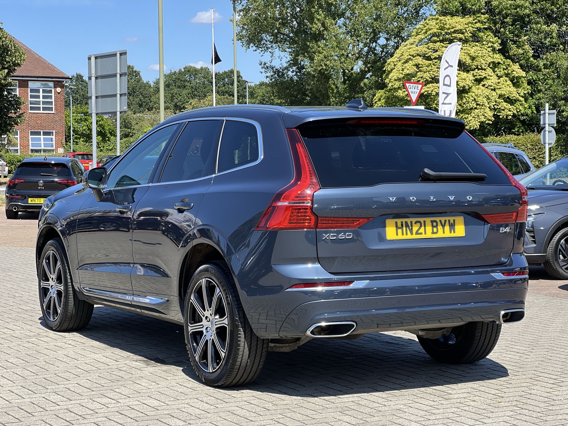 B4D AWD GEARTRONIC
