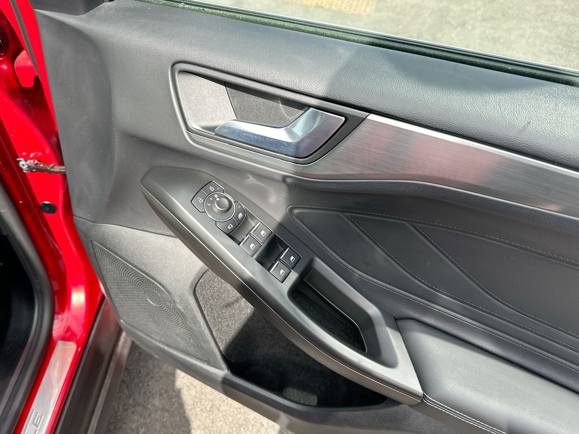 ECOBOOST HYBRID MHEV 155 TITANIUM VIG