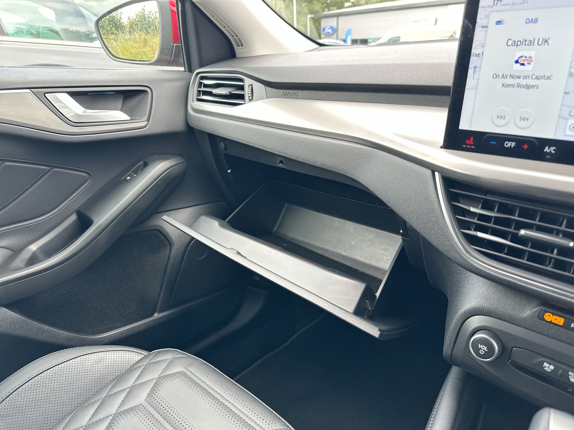 ECOBOOST HYBRID MHEV 155 TITANIUM VIG