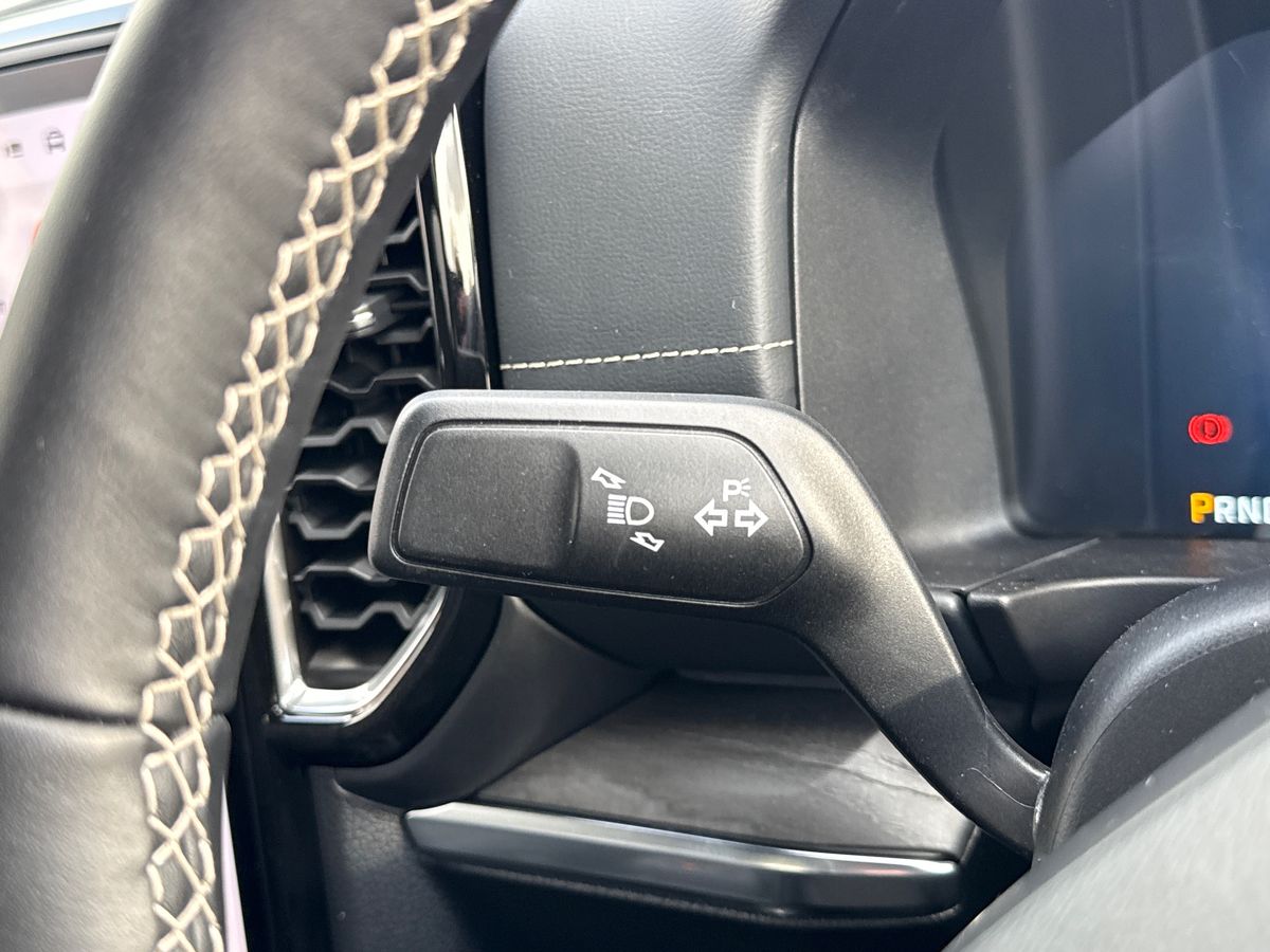 RANGER P703 PLATINUM DOUBLE CAB 3.0L ECOBLUE V6 240PS 4WD FT 10 SPEED AUTOMATIC