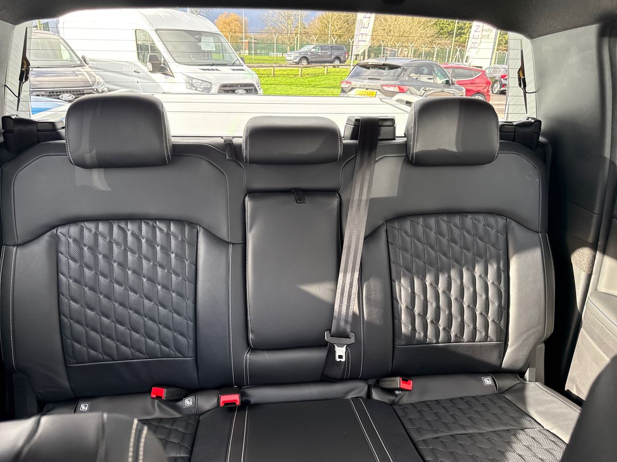 RANGER P703 PLATINUM DOUBLE CAB 3.0L ECOBLUE V6 240PS 4WD FT 10 SPEED AUTOMATIC