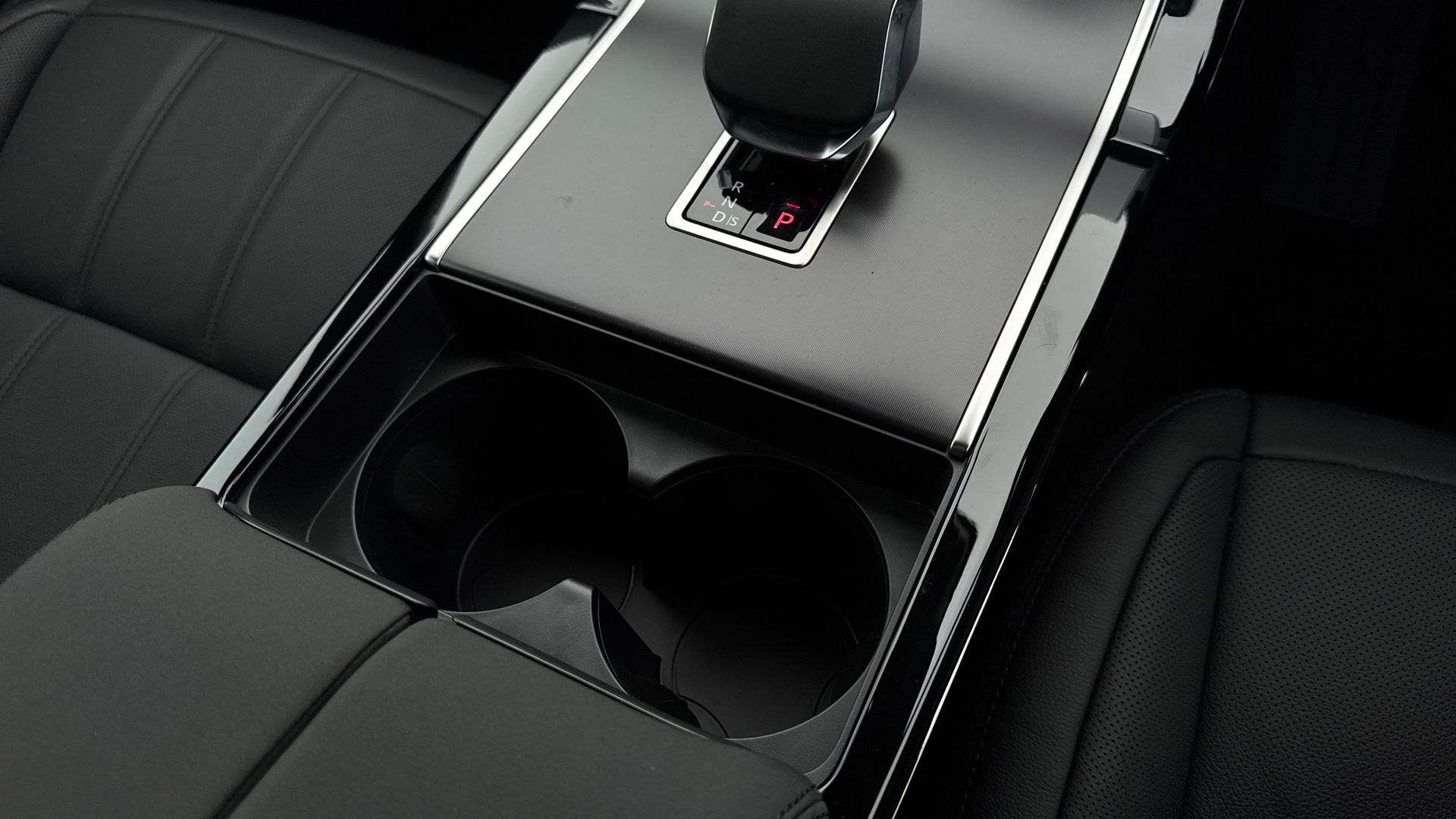 RANGE ROVER EVOQUE 1.5 P270E DYNAMIC SE 5DR AUTO [NI] HATCHBACK