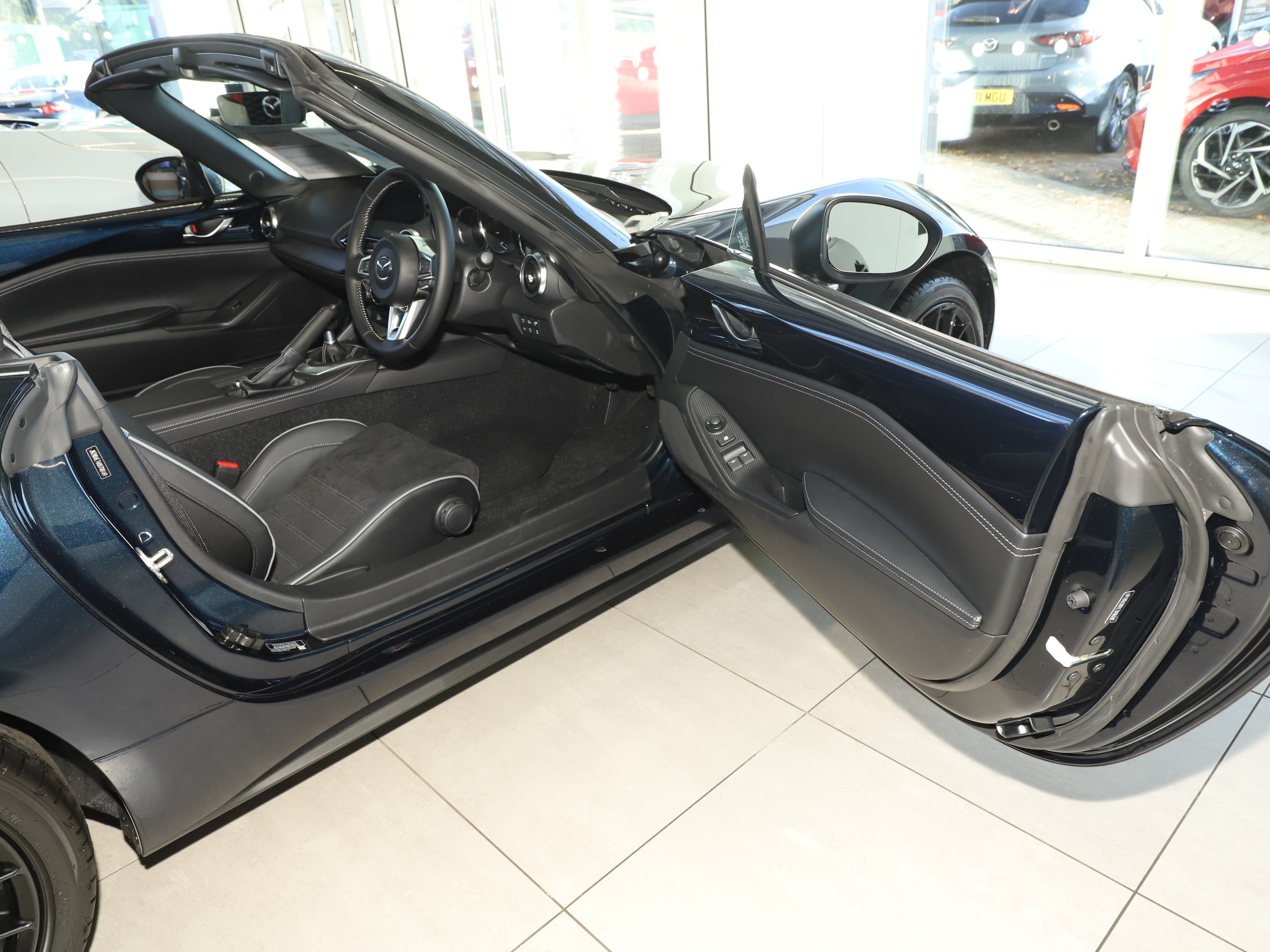 MX-5 2.0 [184] HOMURA 2DR CONVERTIBLE