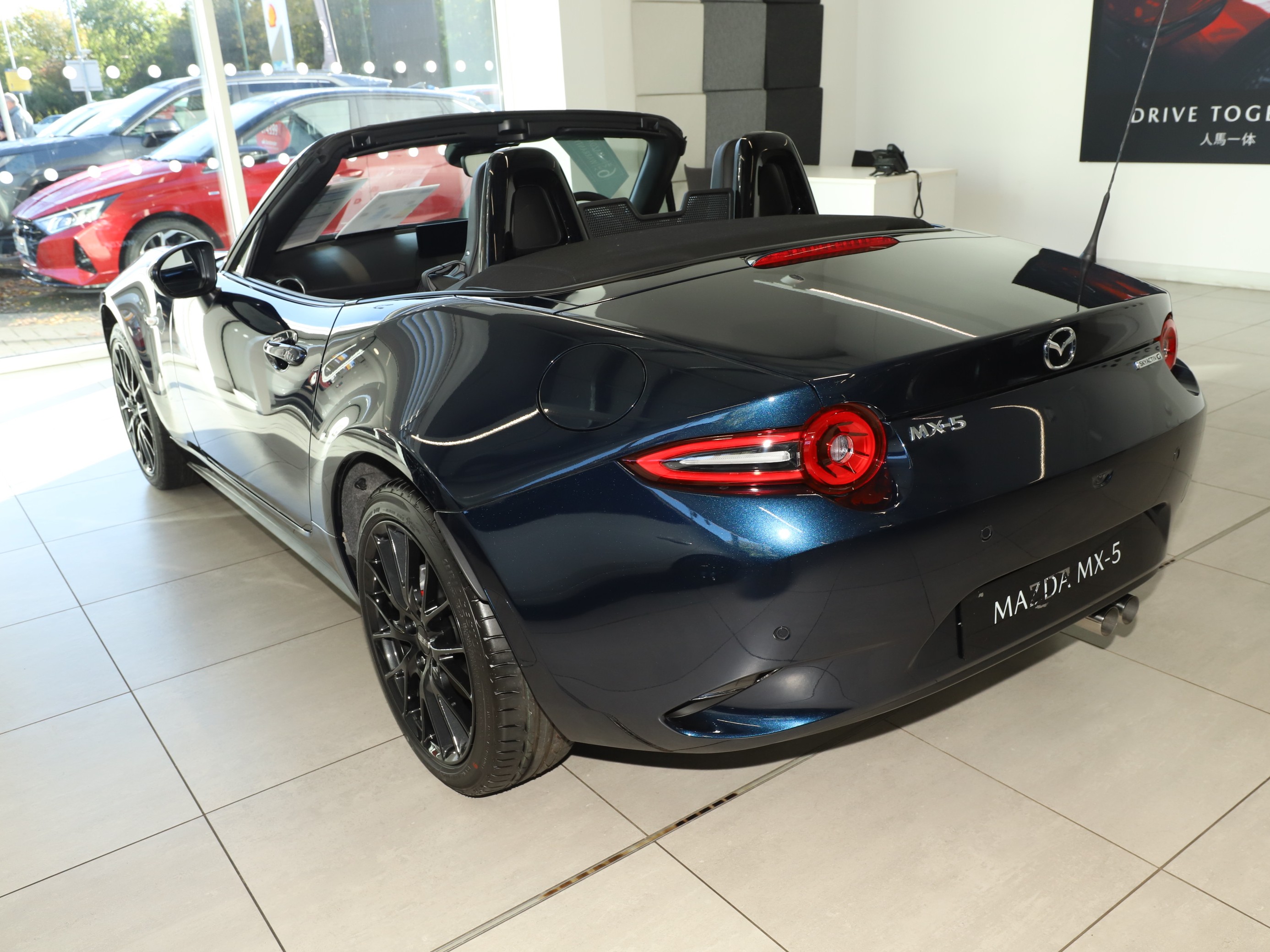 MX-5 2.0 [184] HOMURA 2DR CONVERTIBLE