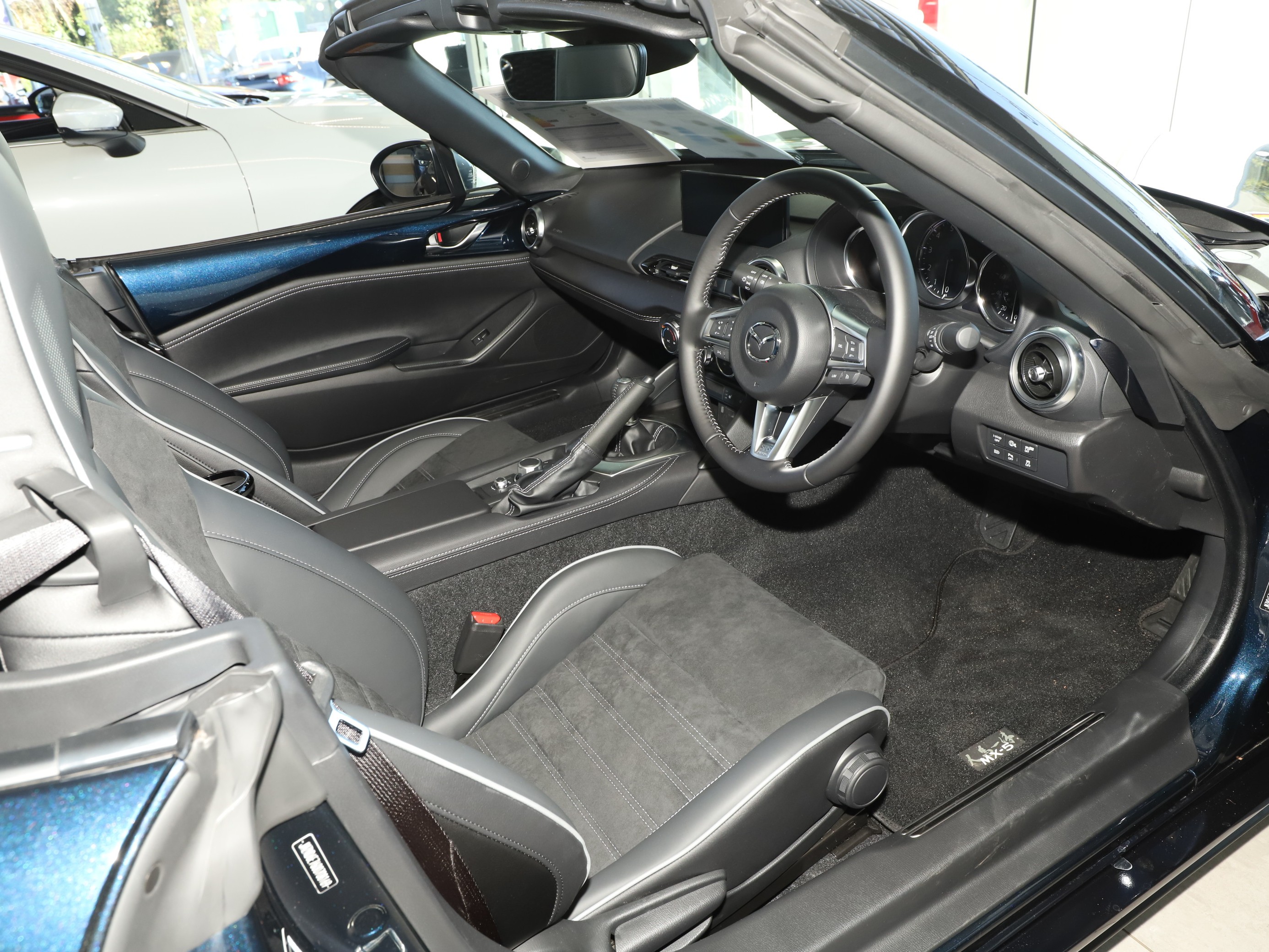 MX-5 2.0 [184] HOMURA 2DR CONVERTIBLE