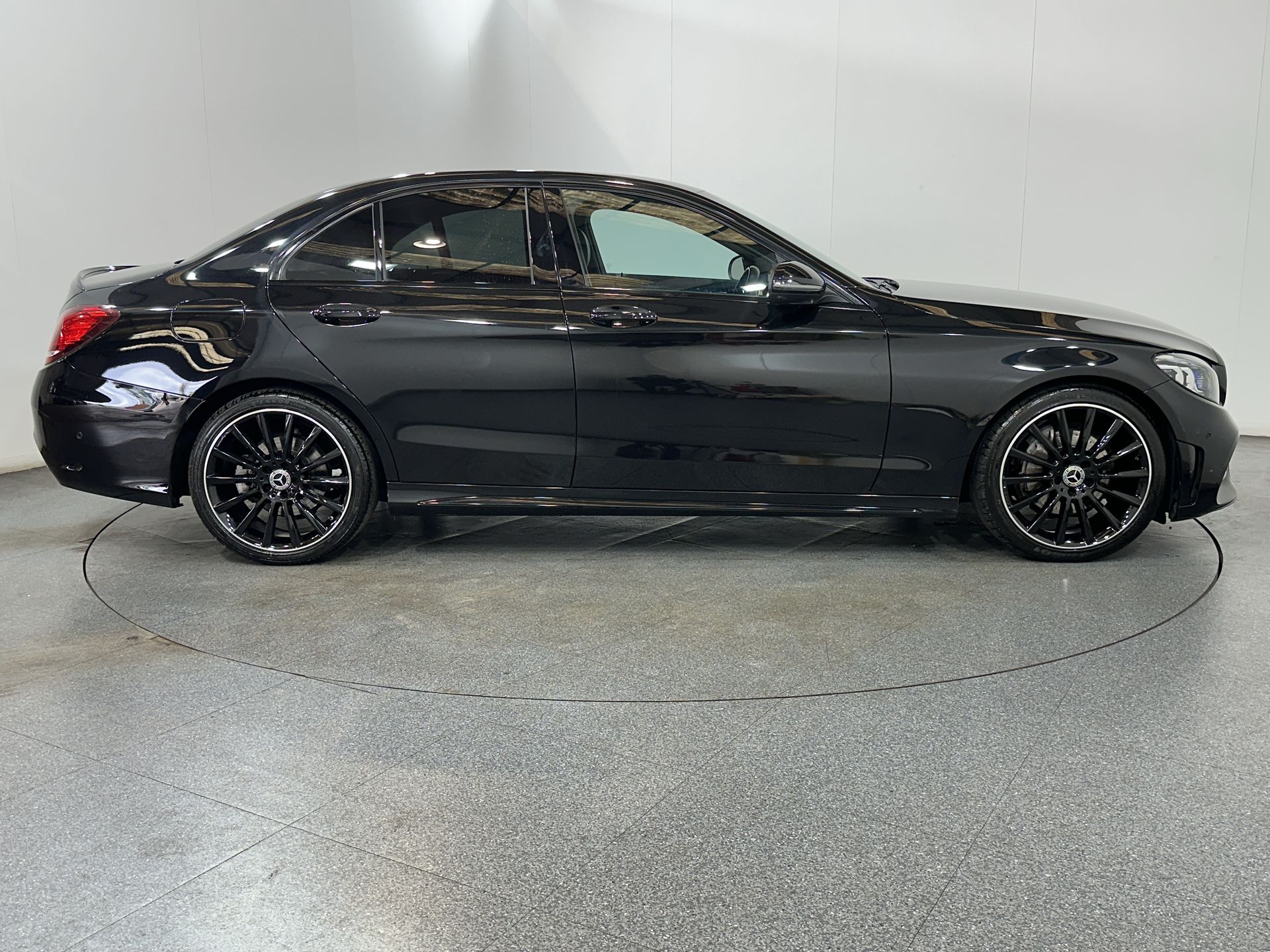 C220D PREMIUM 9G-TRONIC