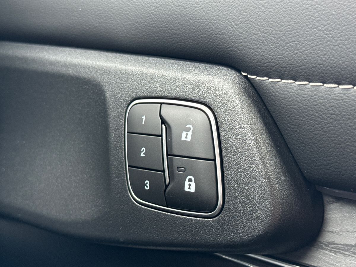 RANGER P703 PLATINUM DOUBLE CAB 3.0L ECOBLUE V6 240PS 4WD FT 10 SPEED AUTOMATIC