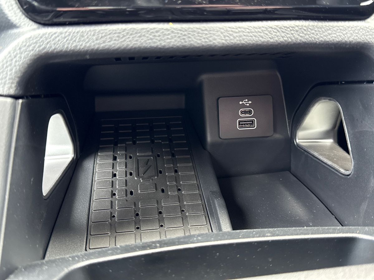 RANGER P703 PLATINUM DOUBLE CAB 3.0L ECOBLUE V6 240PS 4WD FT 10 SPEED AUTOMATIC