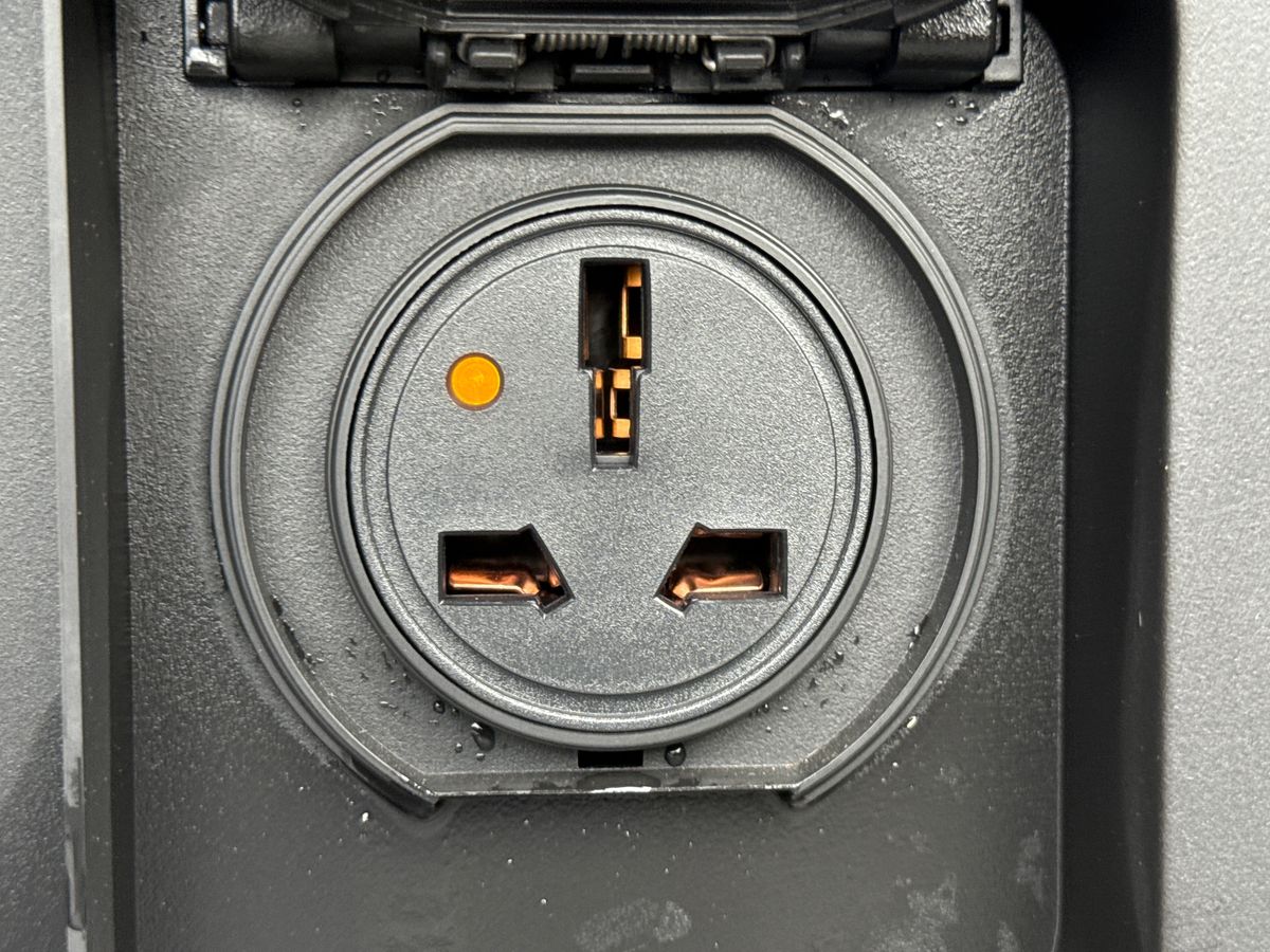 RANGER P703 PLATINUM DOUBLE CAB 3.0L ECOBLUE V6 240PS 4WD FT 10 SPEED AUTOMATIC