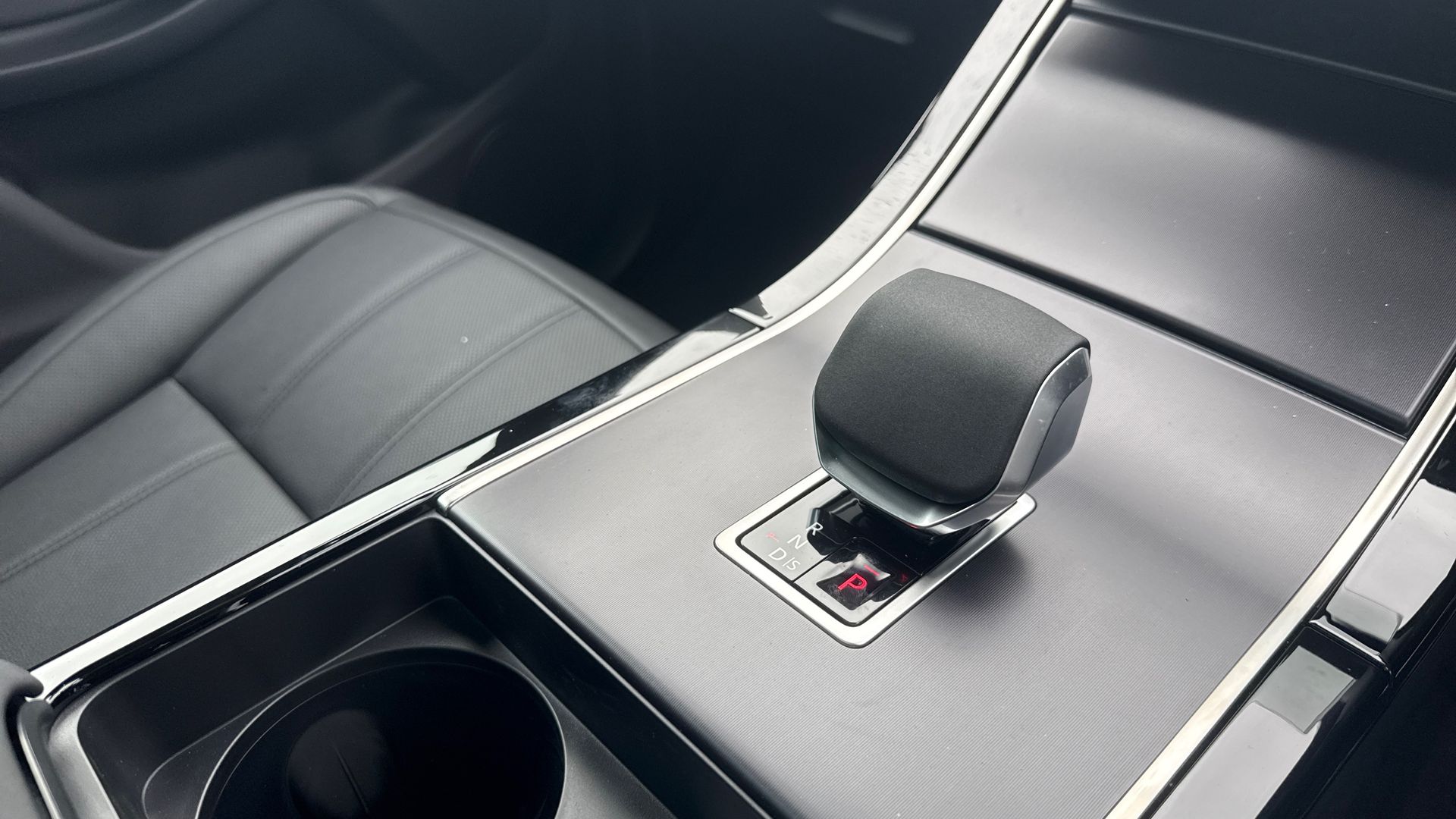 RANGE ROVER EVOQUE 1.5 P270E DYNAMIC SE 5DR AUTO [NI] HATCHBACK