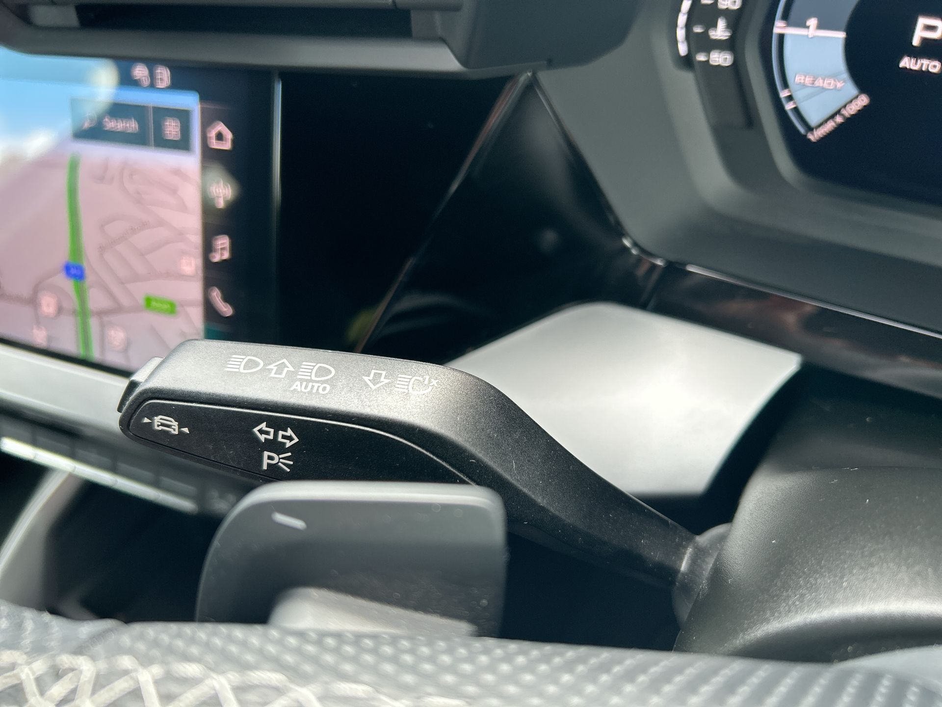 30 TFSI S TRONIC