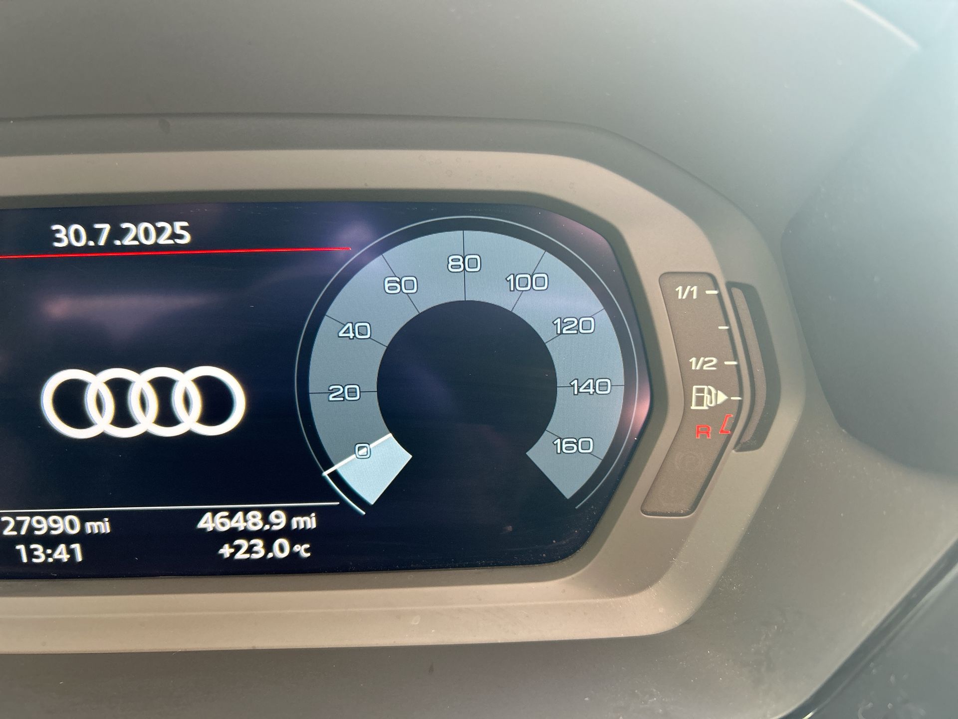 30 TFSI S TRONIC