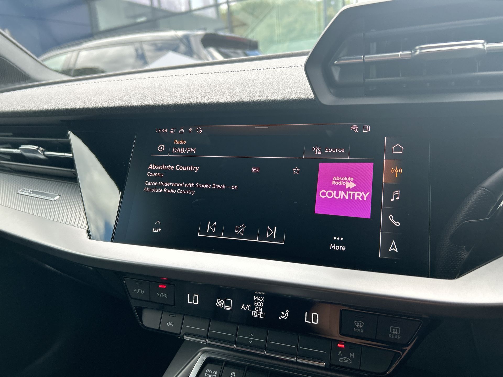 30 TFSI S TRONIC