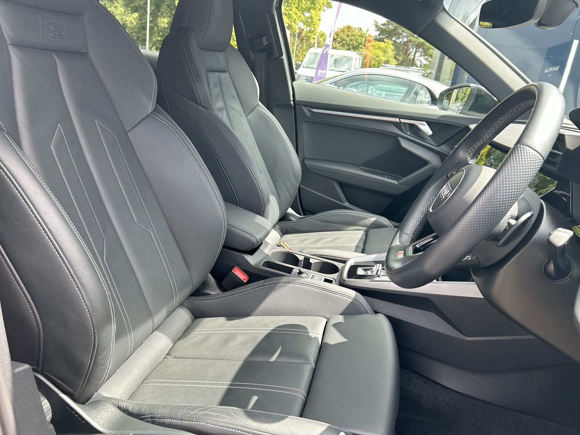 30 TFSI S TRONIC
