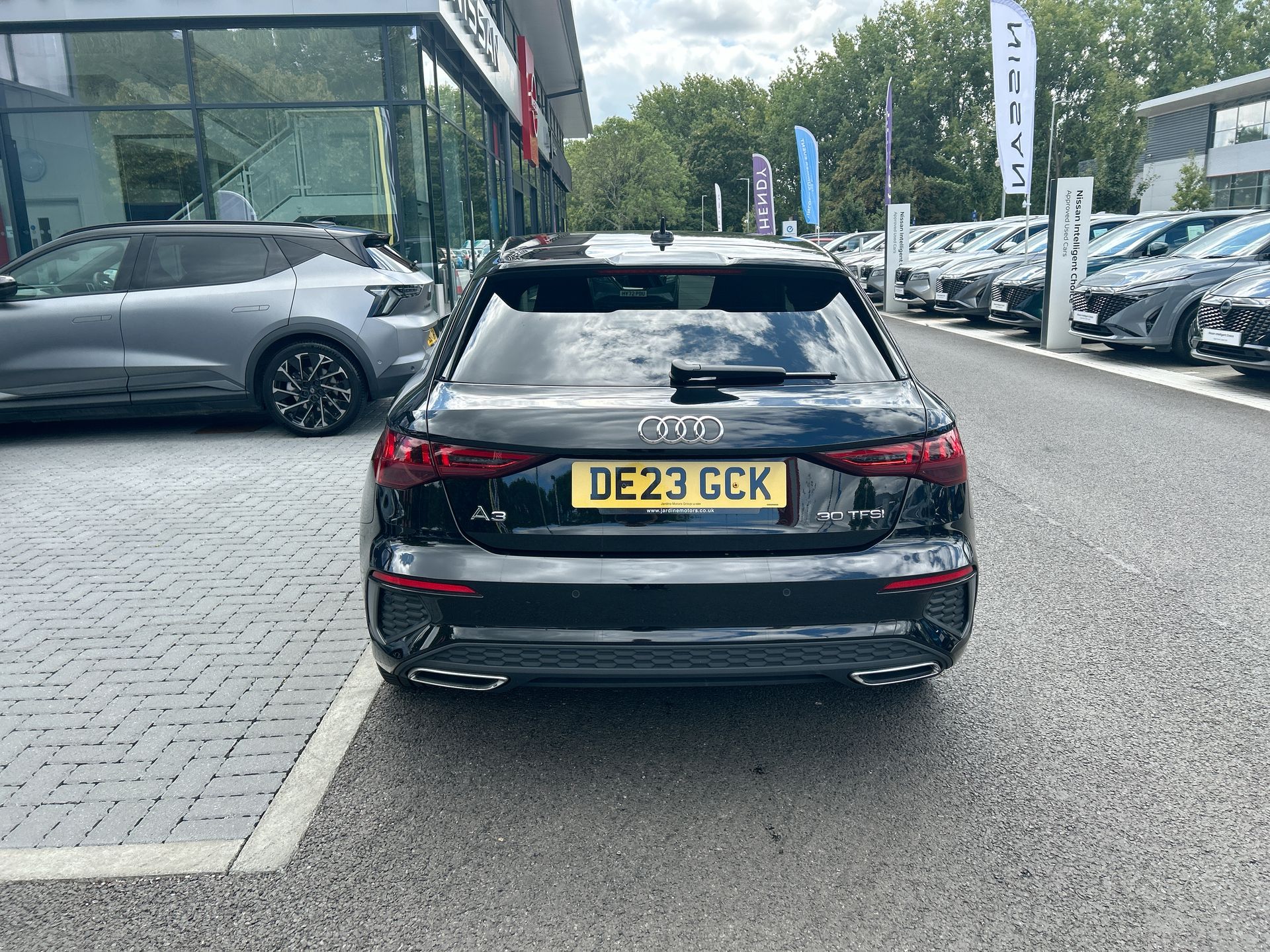 30 TFSI S TRONIC