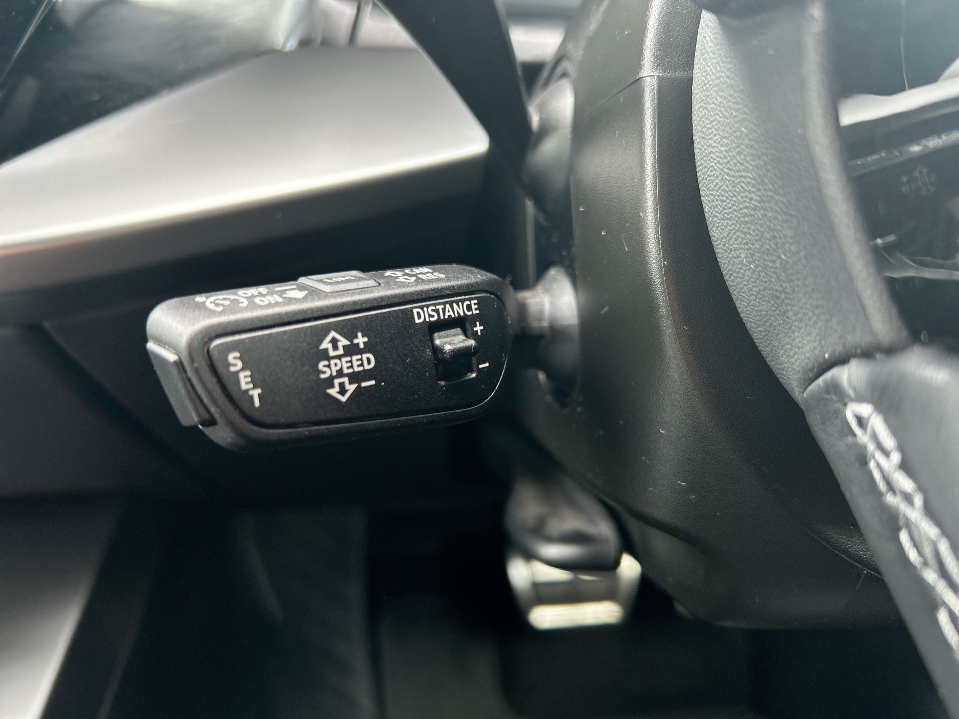 30 TFSI S TRONIC