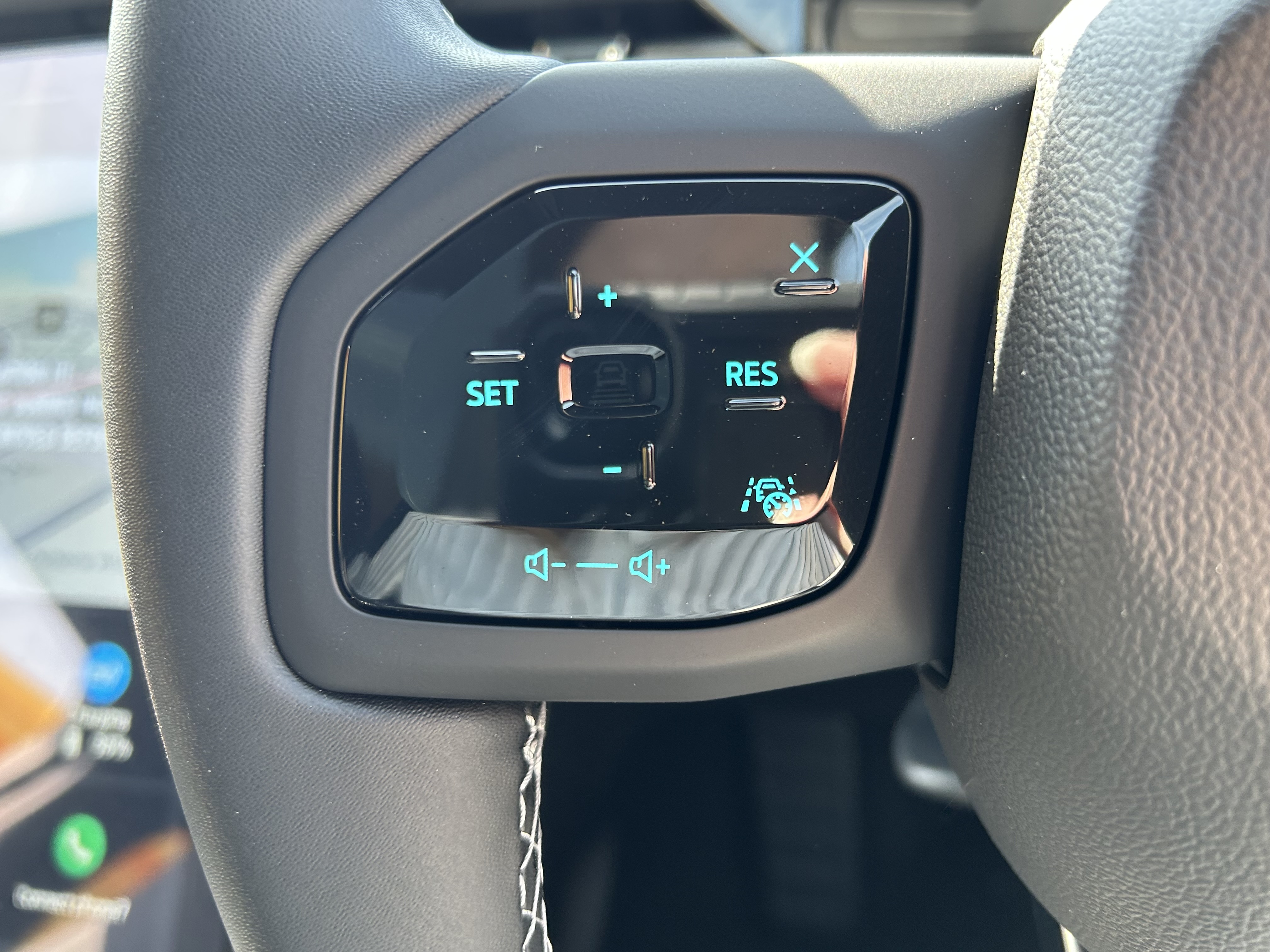 FORD EXPLORER 210KW PREMIUM 77KWH 5DR AUTO