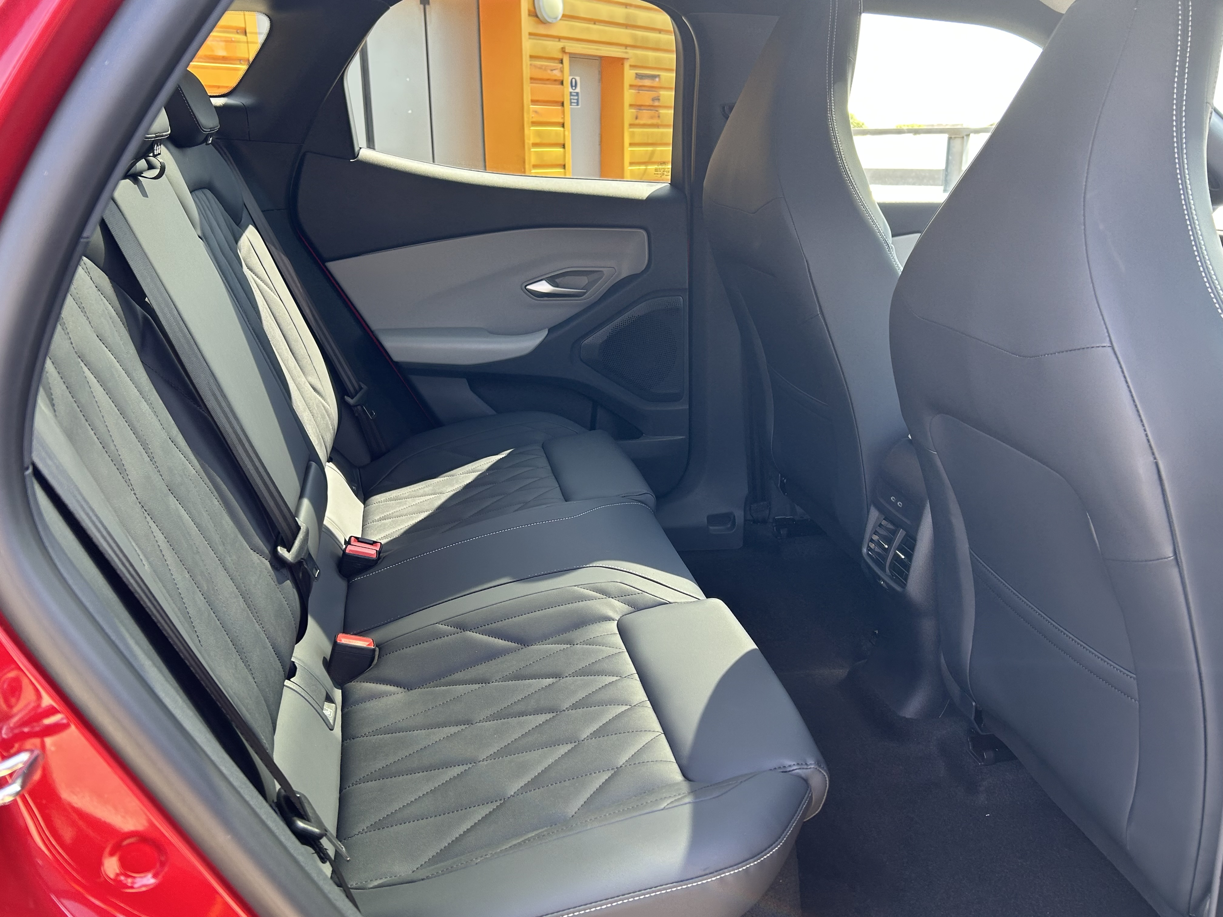 FORD EXPLORER 210KW PREMIUM 77KWH 5DR AUTO