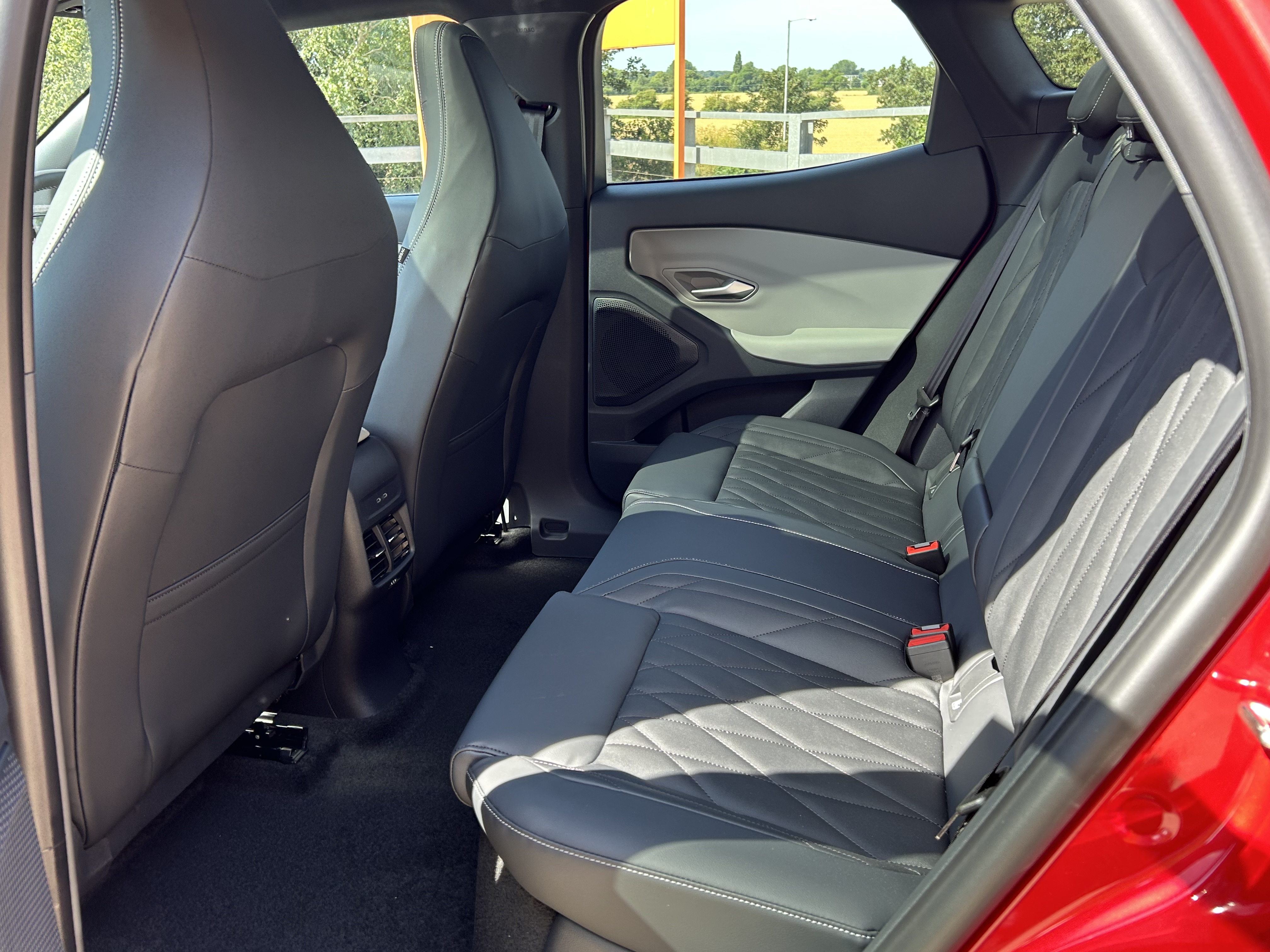 FORD EXPLORER 210KW PREMIUM 77KWH 5DR AUTO