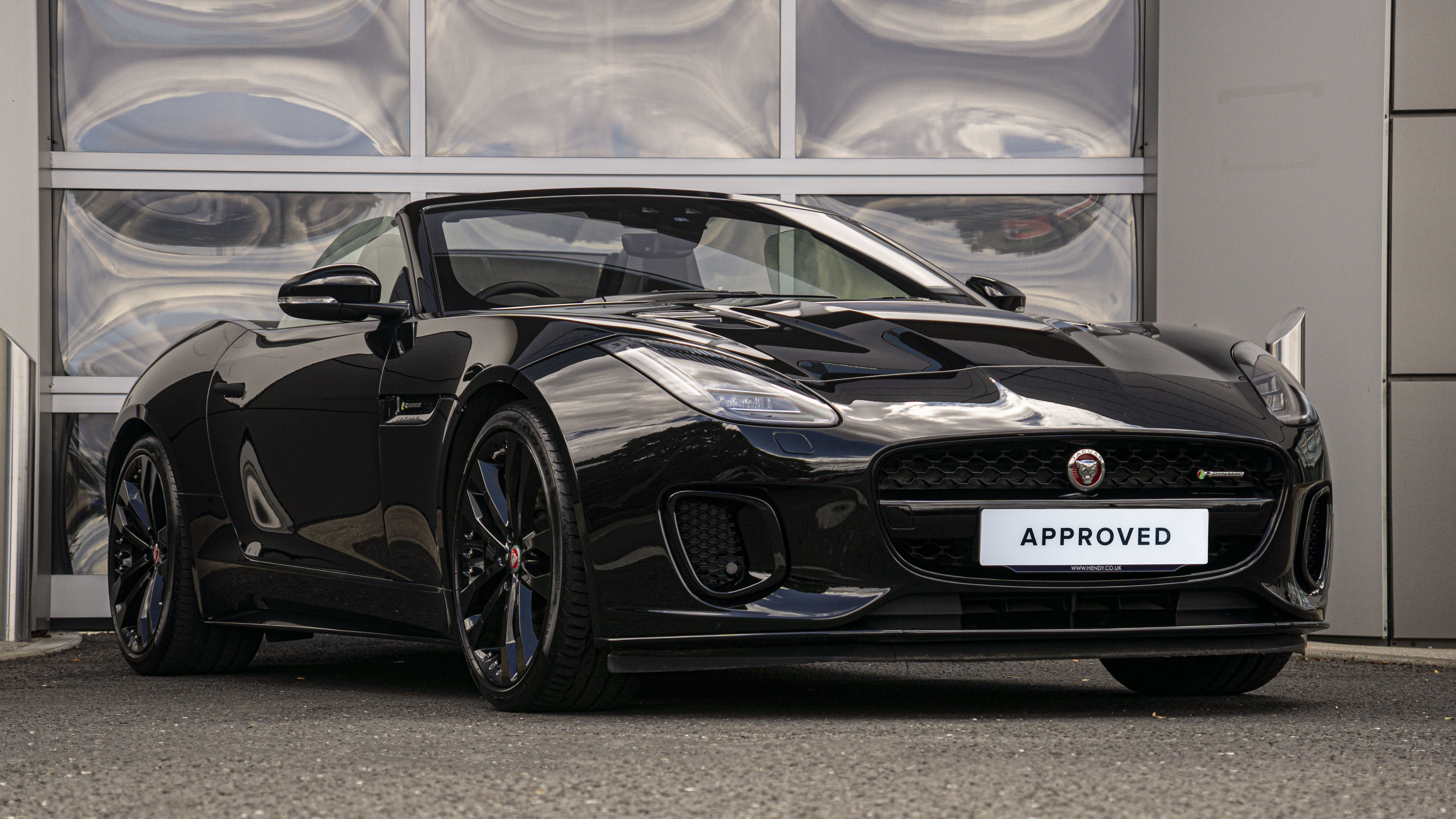 380 SUPERCHARGED V6 AWD
