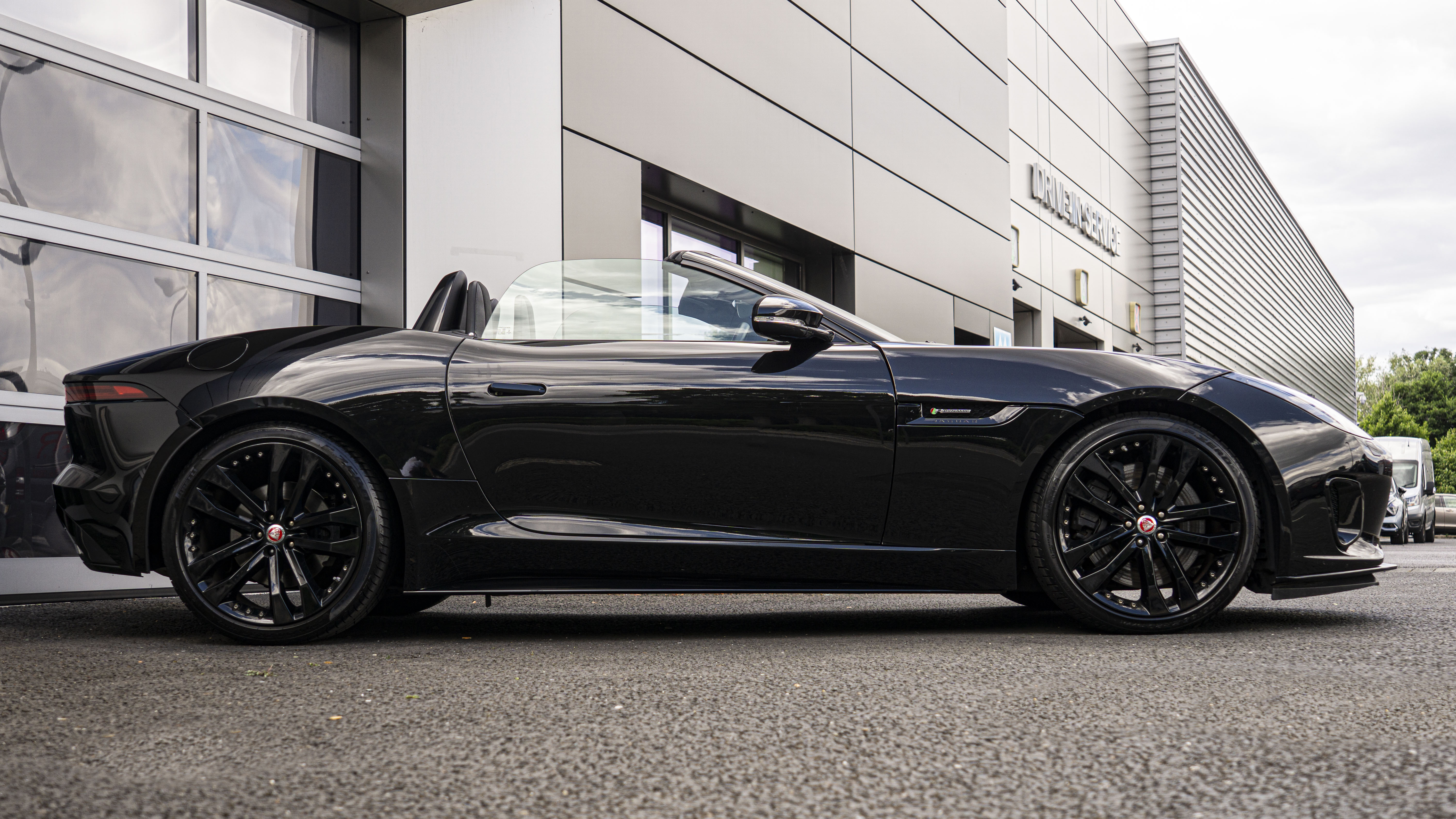 380 SUPERCHARGED V6 AWD