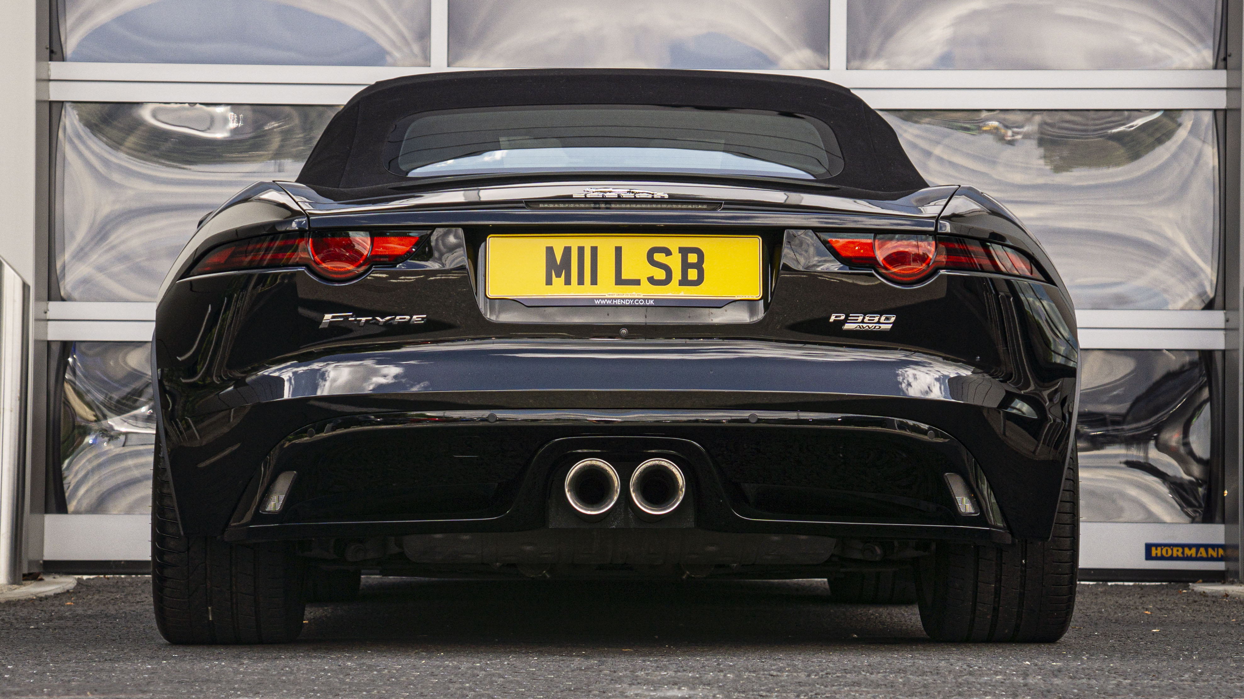 380 SUPERCHARGED V6 AWD