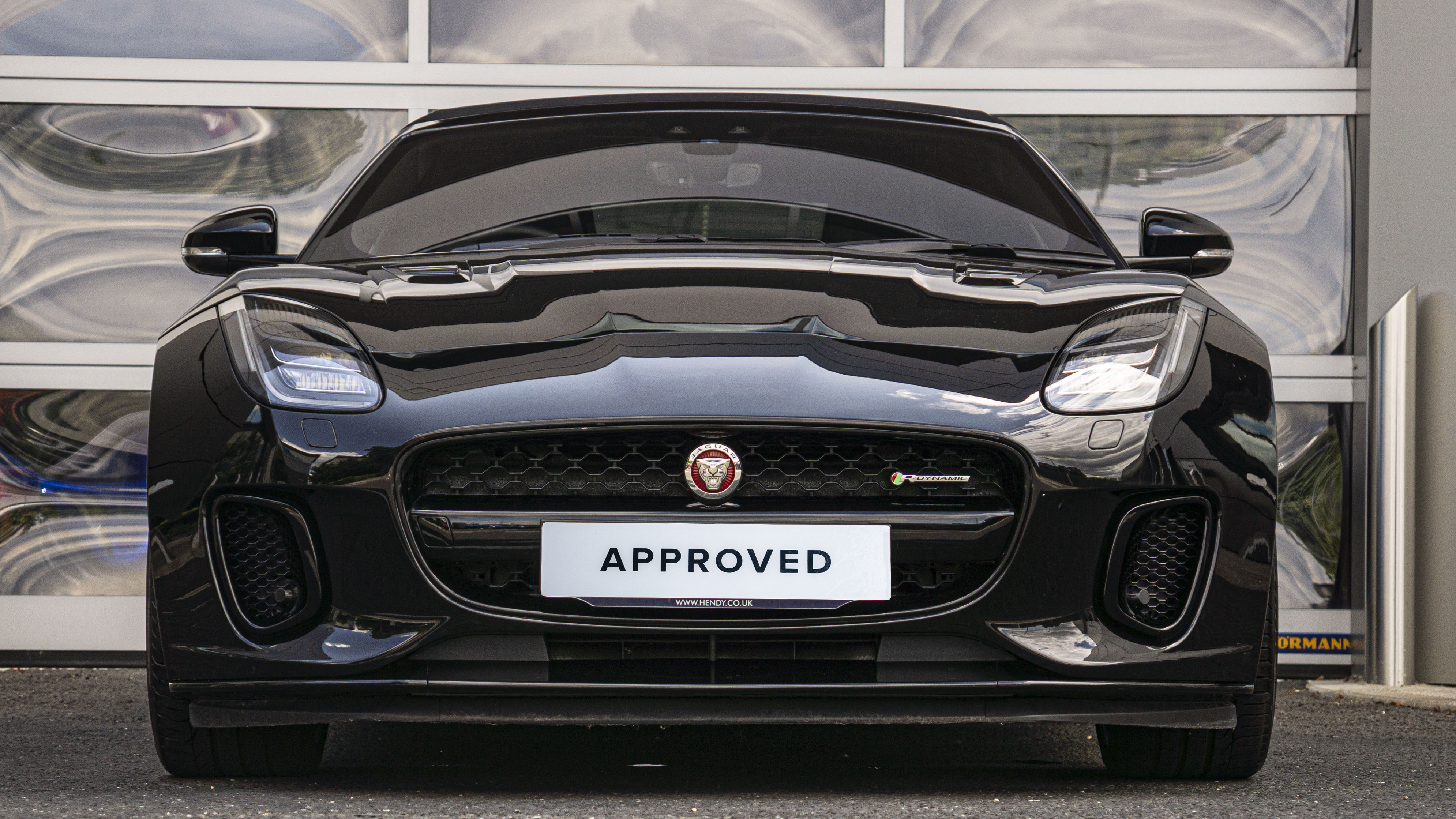 380 SUPERCHARGED V6 AWD