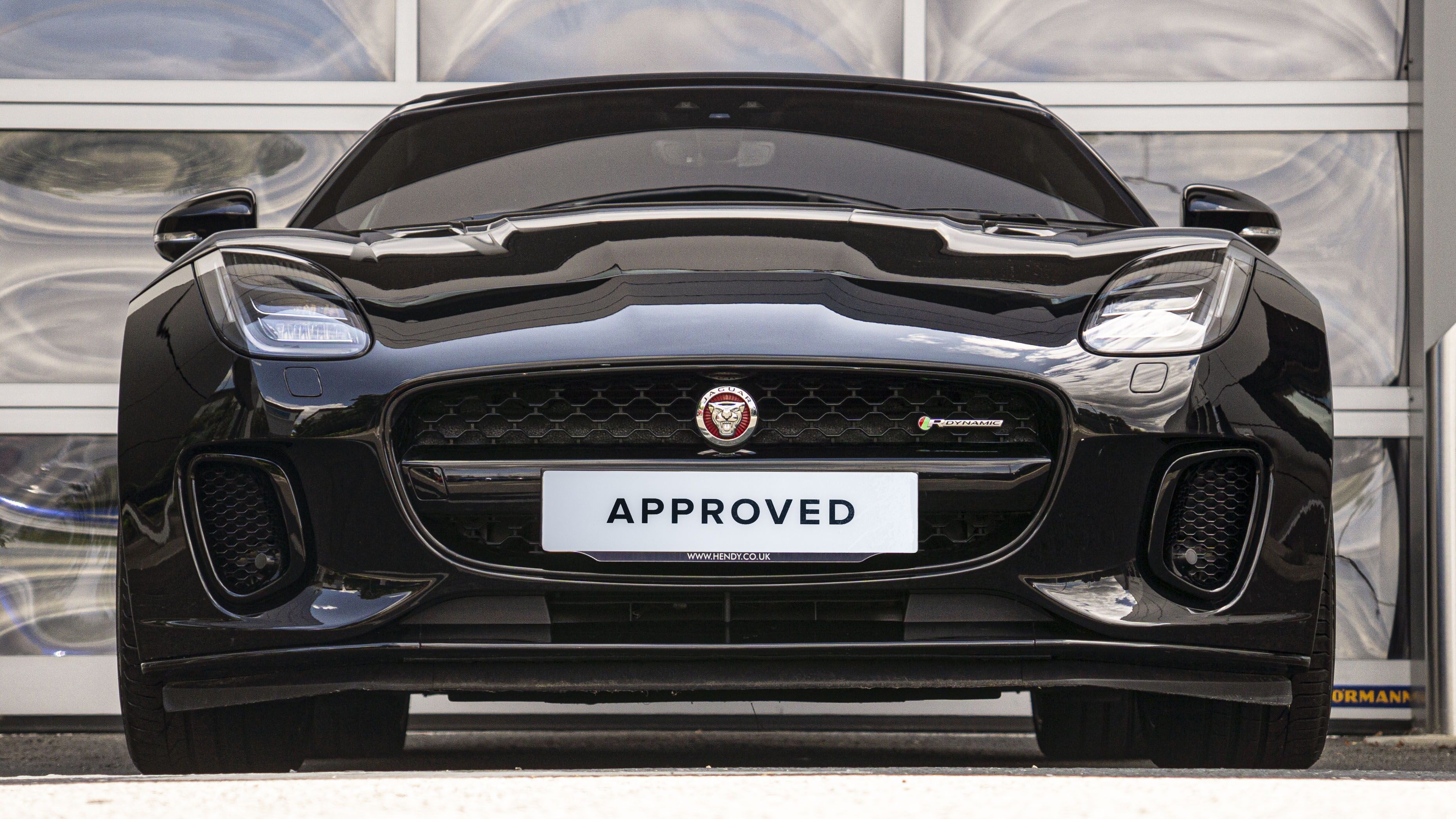 380 SUPERCHARGED V6 AWD