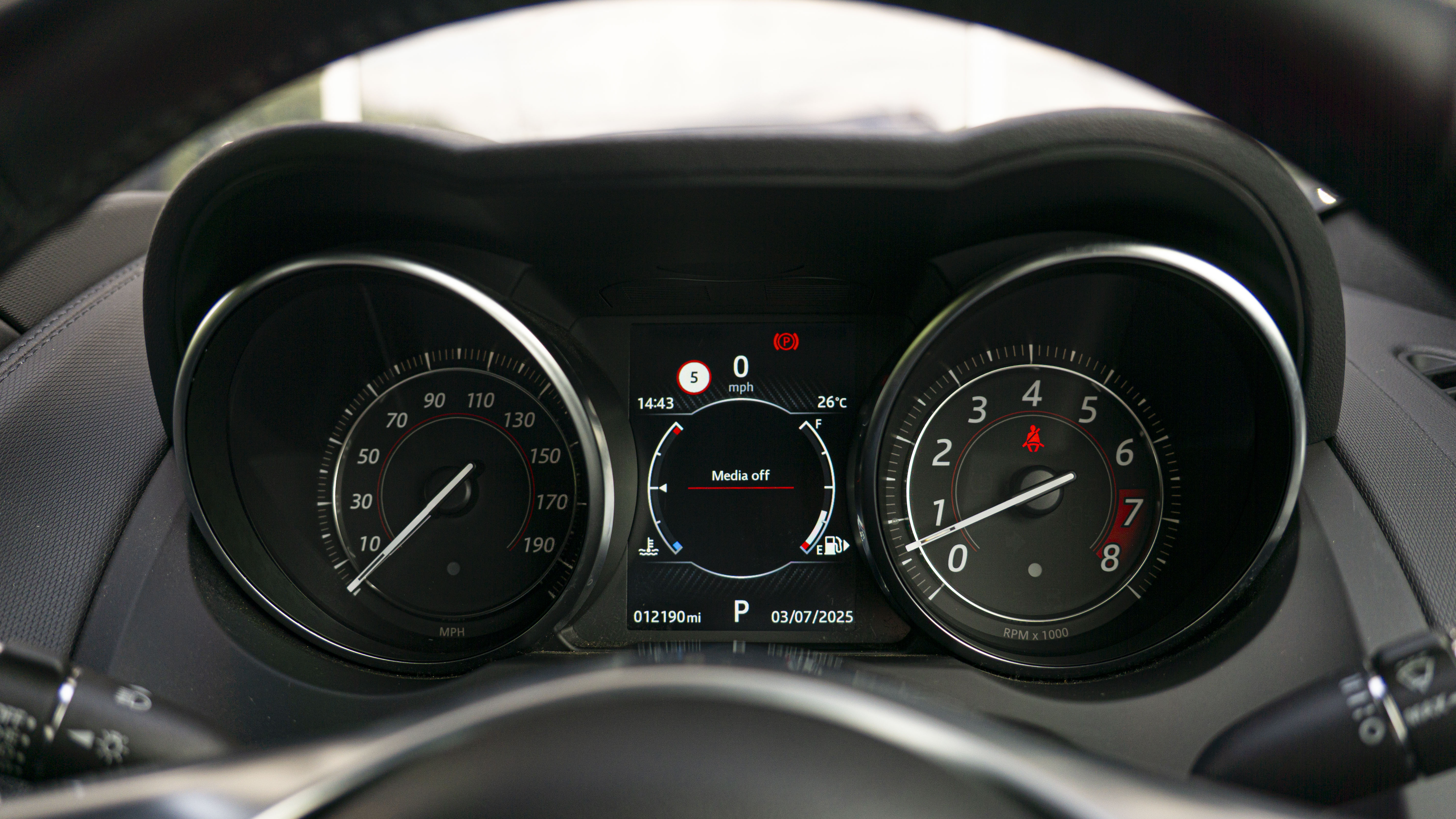 380 SUPERCHARGED V6 AWD