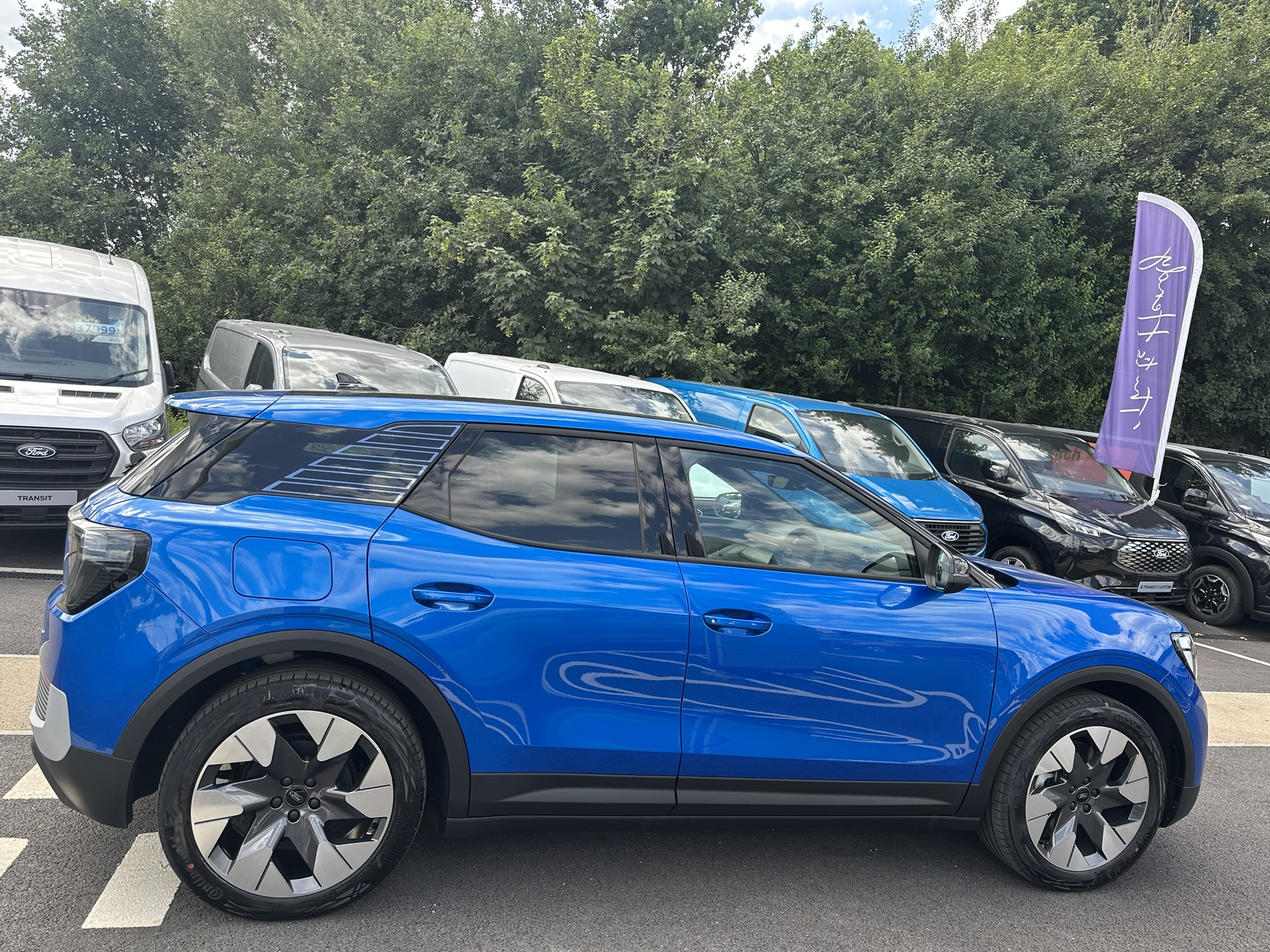 EXPLORER EV PREMIUM 5 DOOR 77KWH EXTENDED RANGE RWD 1 SPEED AUTOMATIC