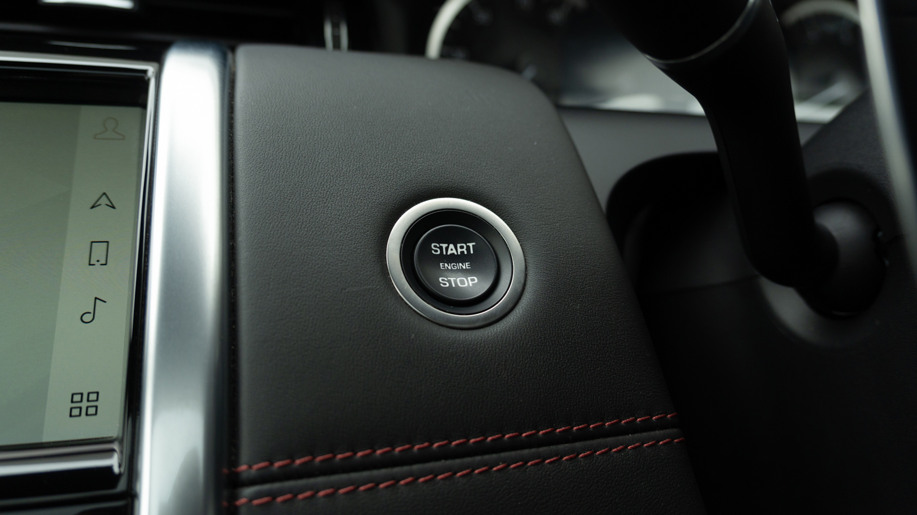 Land Rover DISCOVERY SPORT, SUV, Eiger Grey .