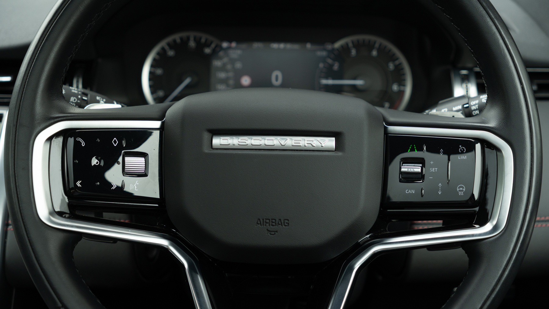 Land Rover DISCOVERY SPORT, SUV, Eiger Grey .
