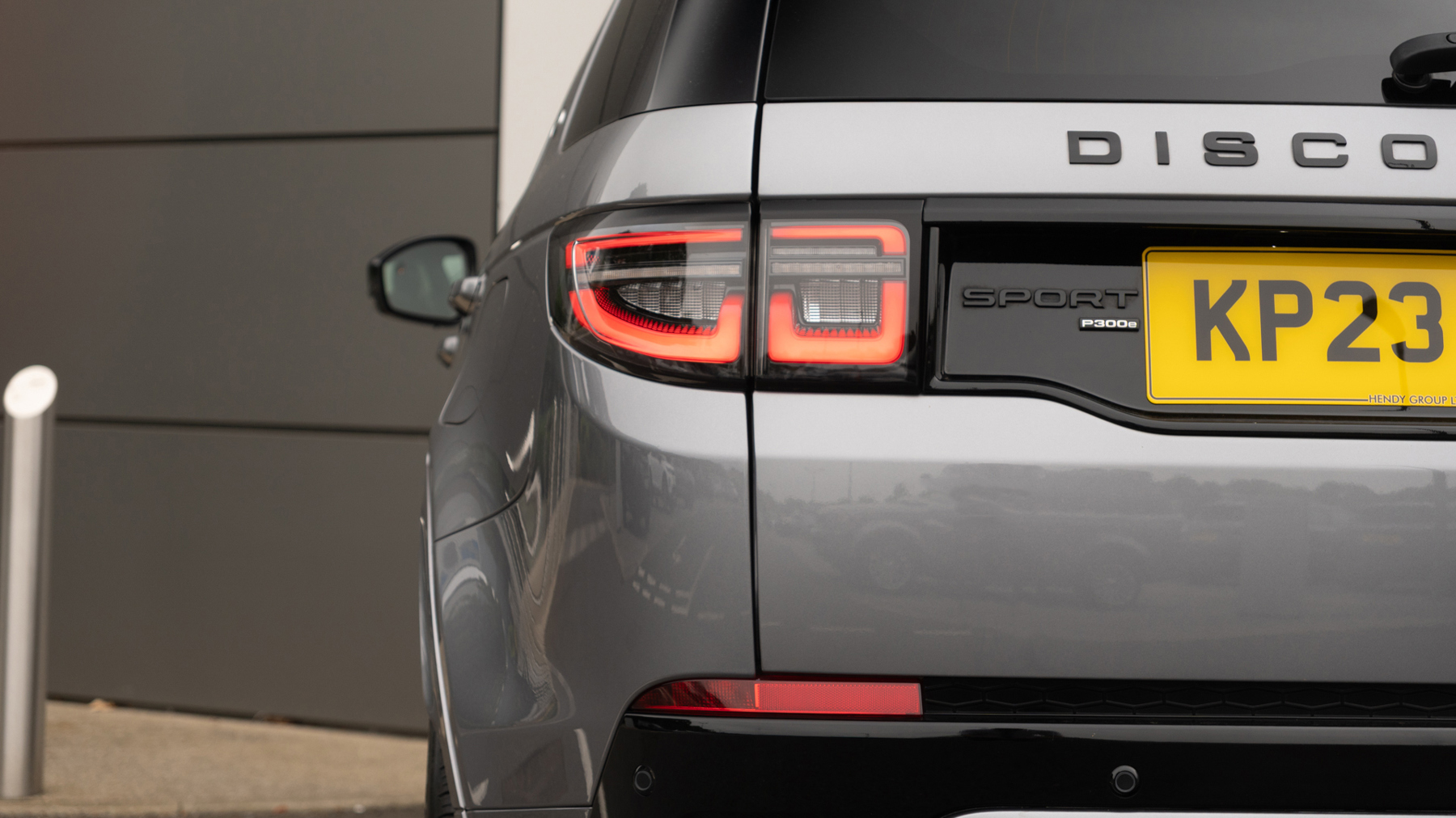 Land Rover DISCOVERY SPORT, SUV, Eiger Grey .