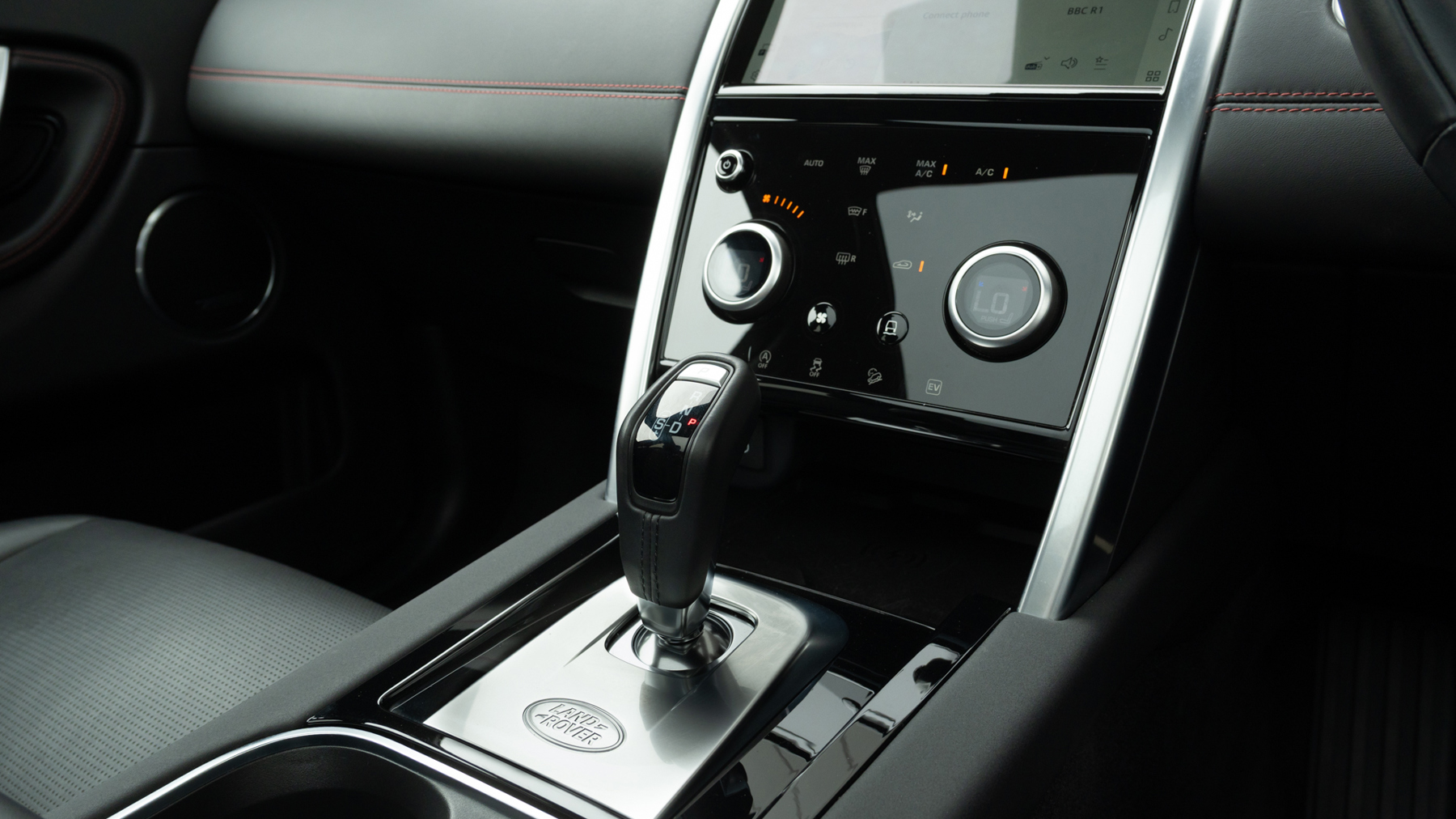 Land Rover DISCOVERY SPORT, SUV, Eiger Grey .