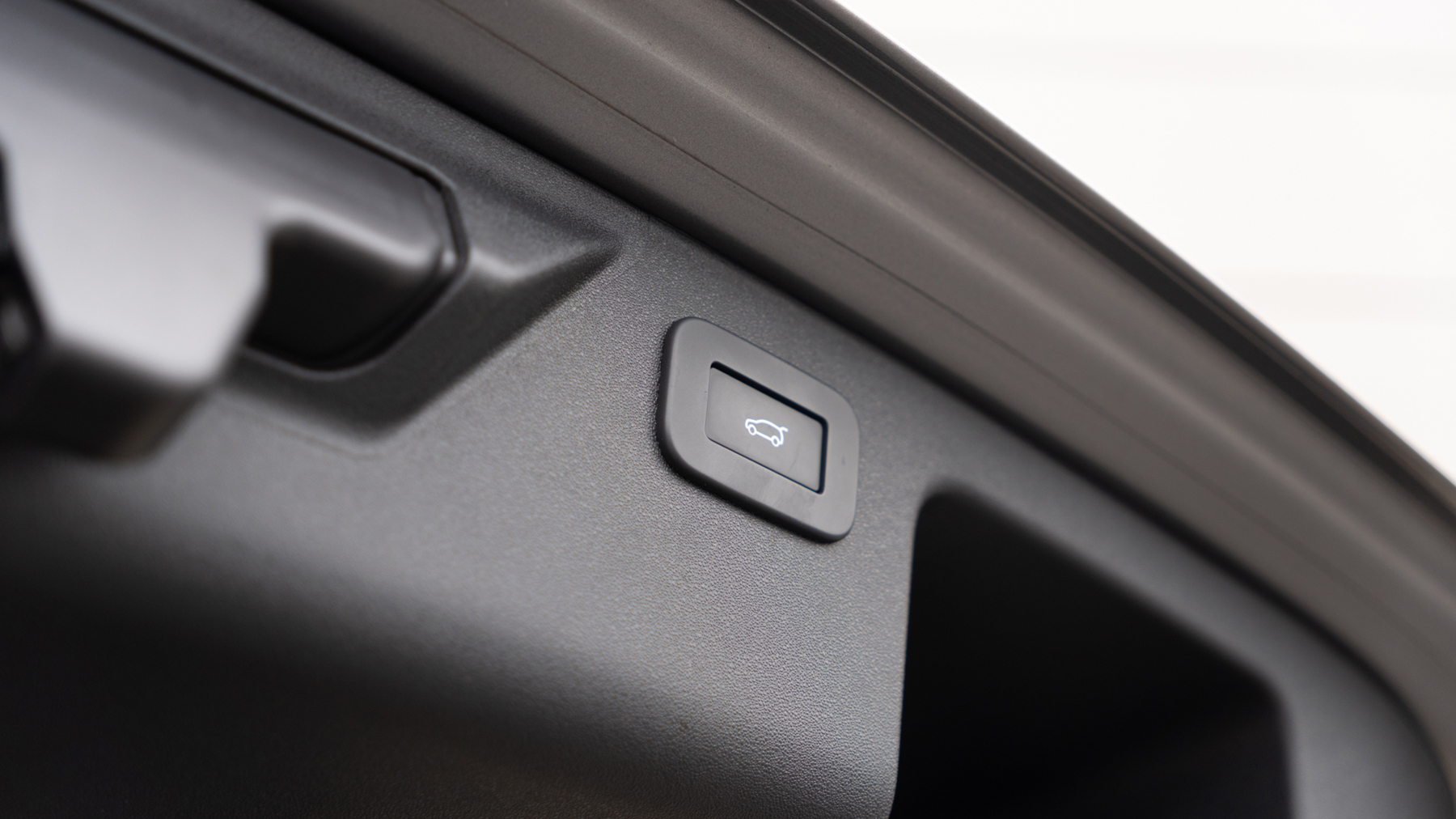 Land Rover DISCOVERY SPORT, SUV, Eiger Grey .