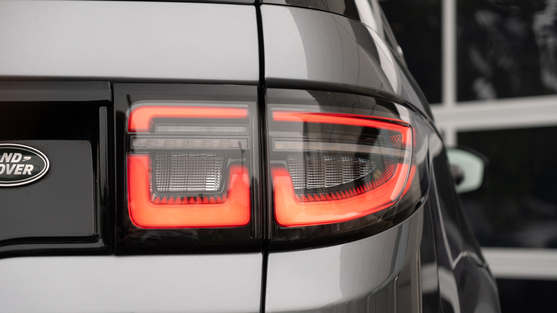Land Rover DISCOVERY SPORT, SUV, Eiger Grey .