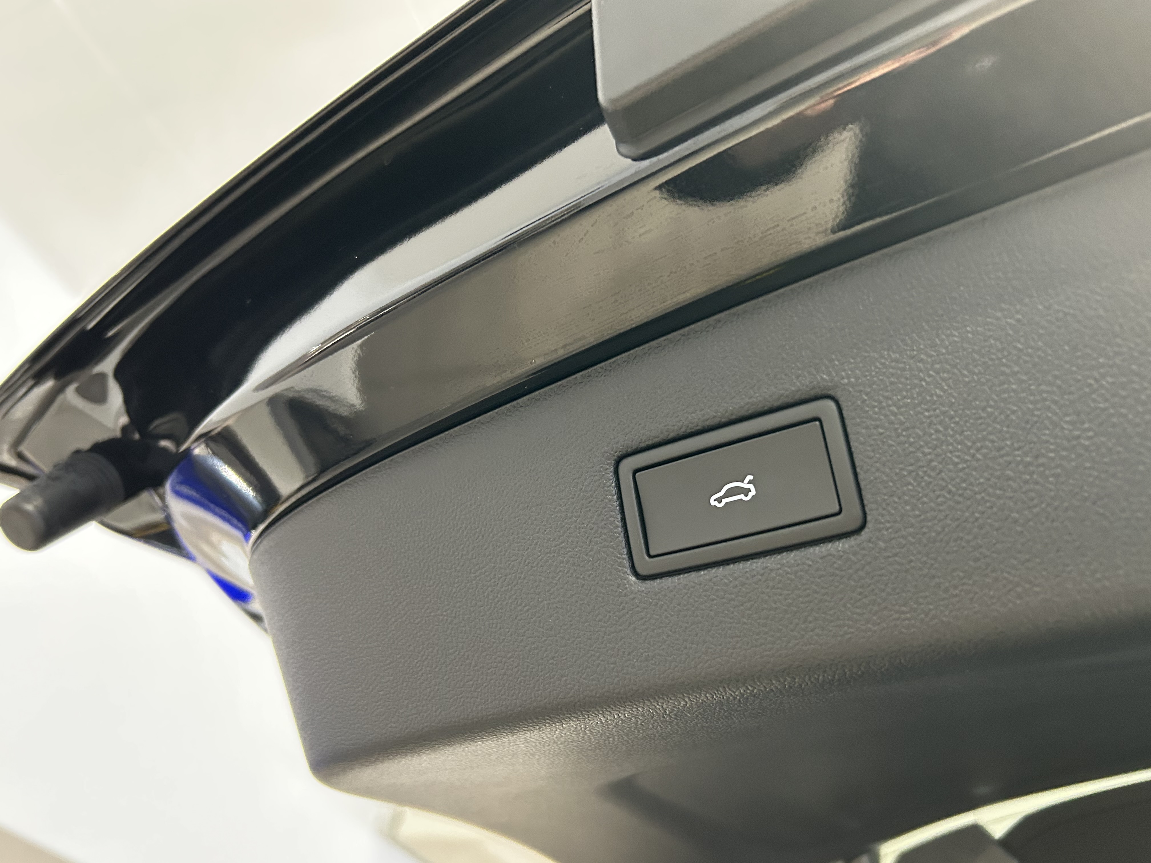 FORD CAPRI 210KW PREMIUM 77KWH 5DR AUTO [DRIVER ASSIST PACK]