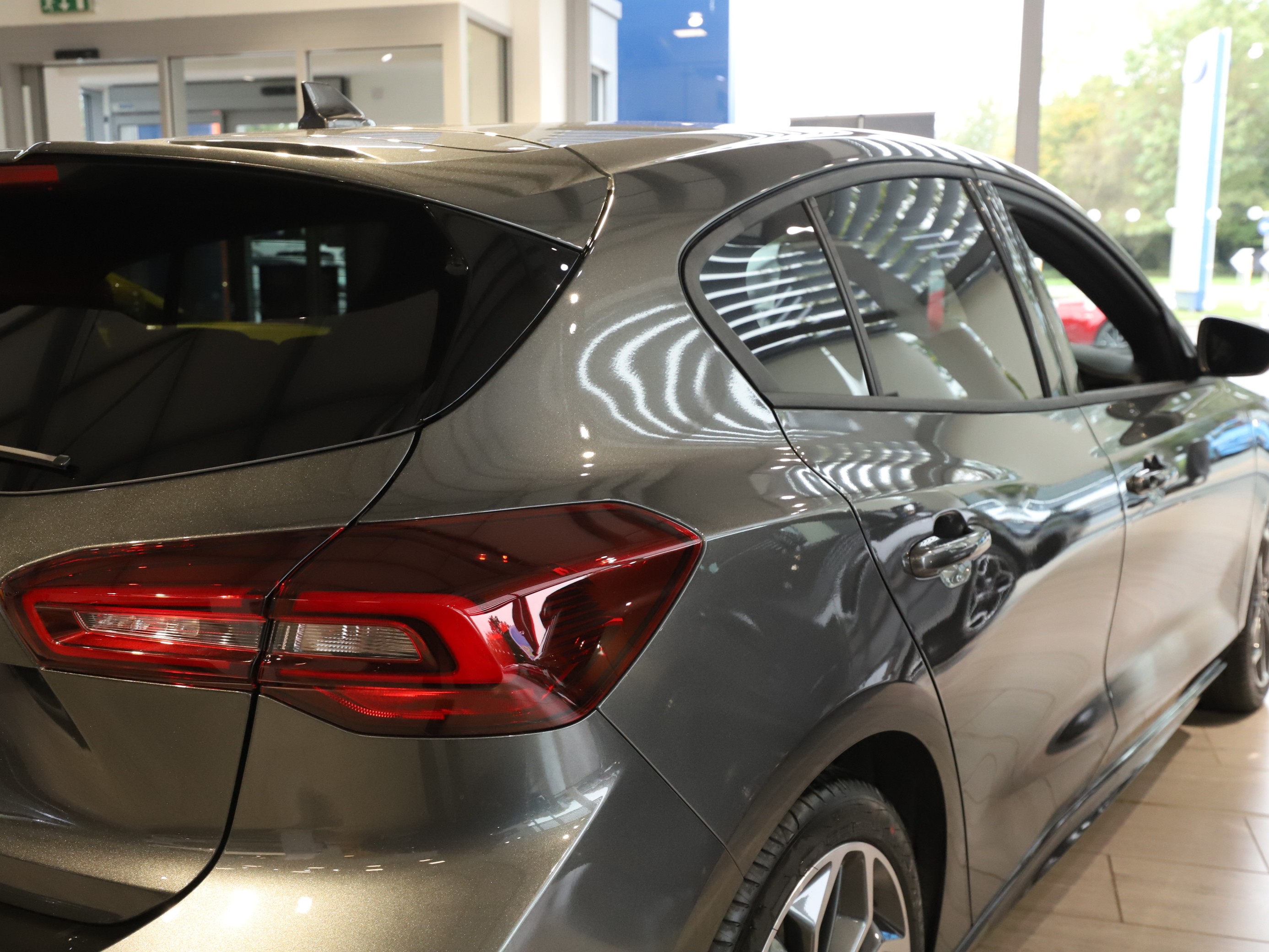 FOCUS ST-LINE X EDITION 5 DOOR 1.0L ECOBOOST 125PS MHEV FWD 6 SPEED MANUAL