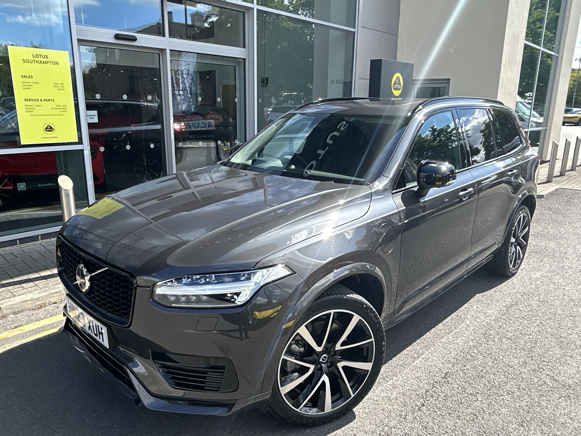 T8 455 RC PHEV DARK AWD GTRON