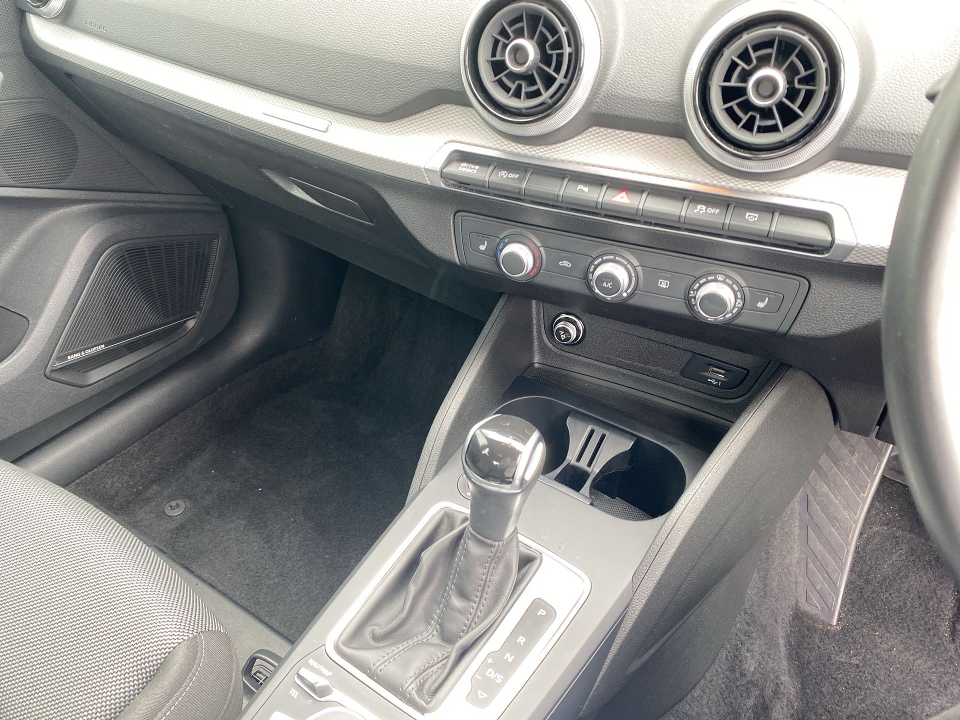 35 TFSI S TRONIC