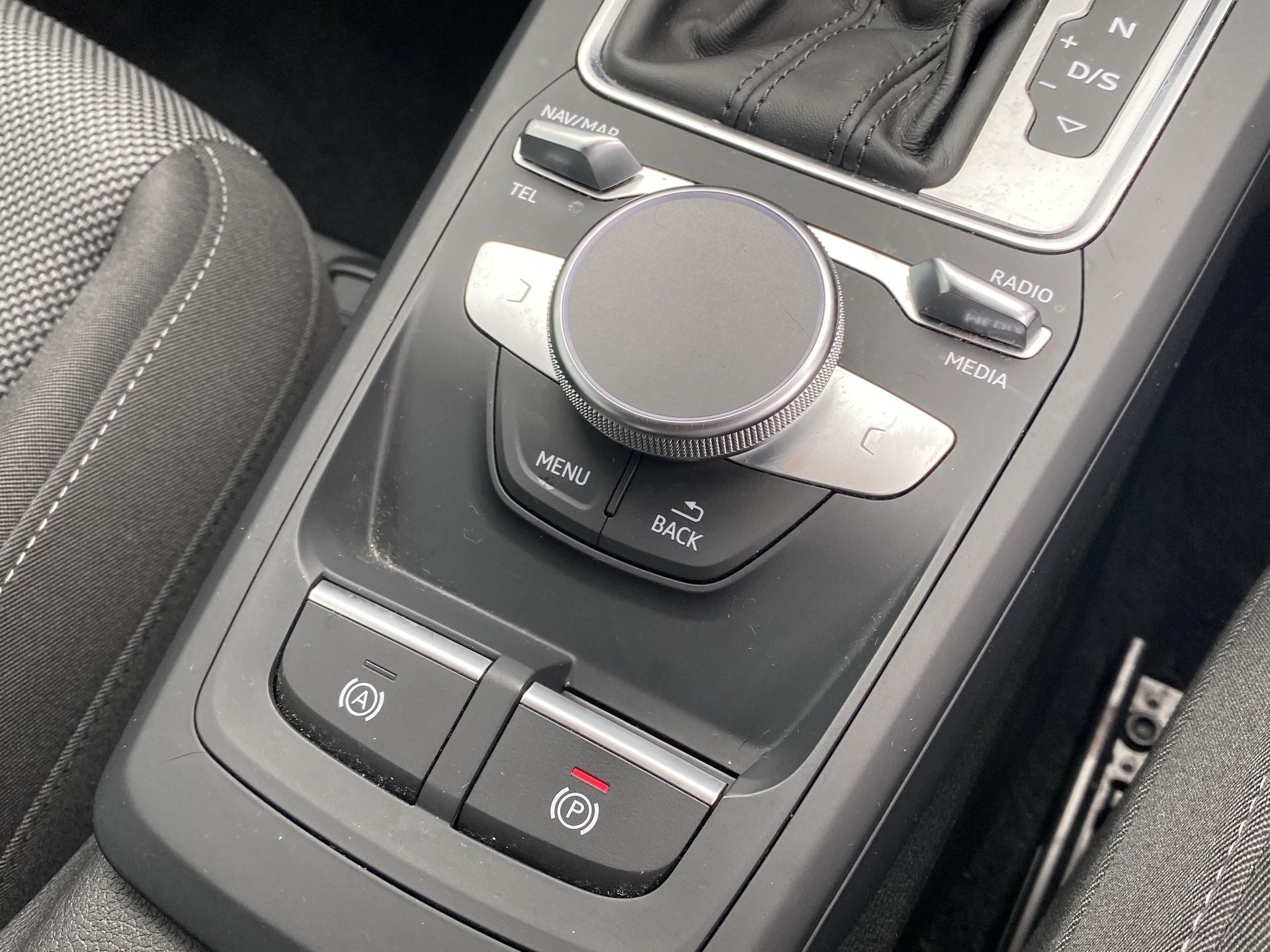35 TFSI S TRONIC