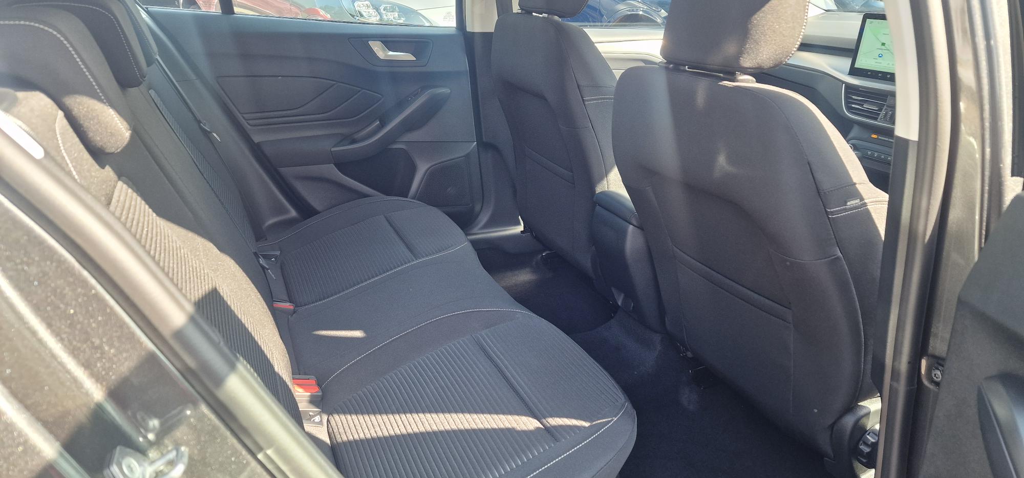 FORD FOCUS 1.0 ECOBOOST HYBRID MHEV 155 TITANIUM 5DR AUTO
