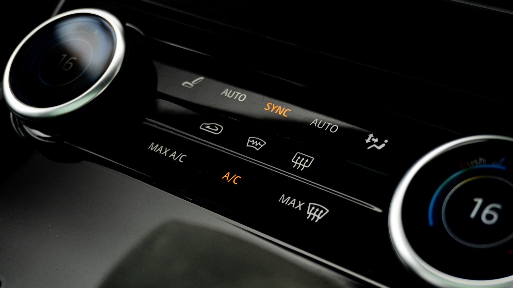Land Rover RANGE ROVER SPORT, SUV, Charente Grey .