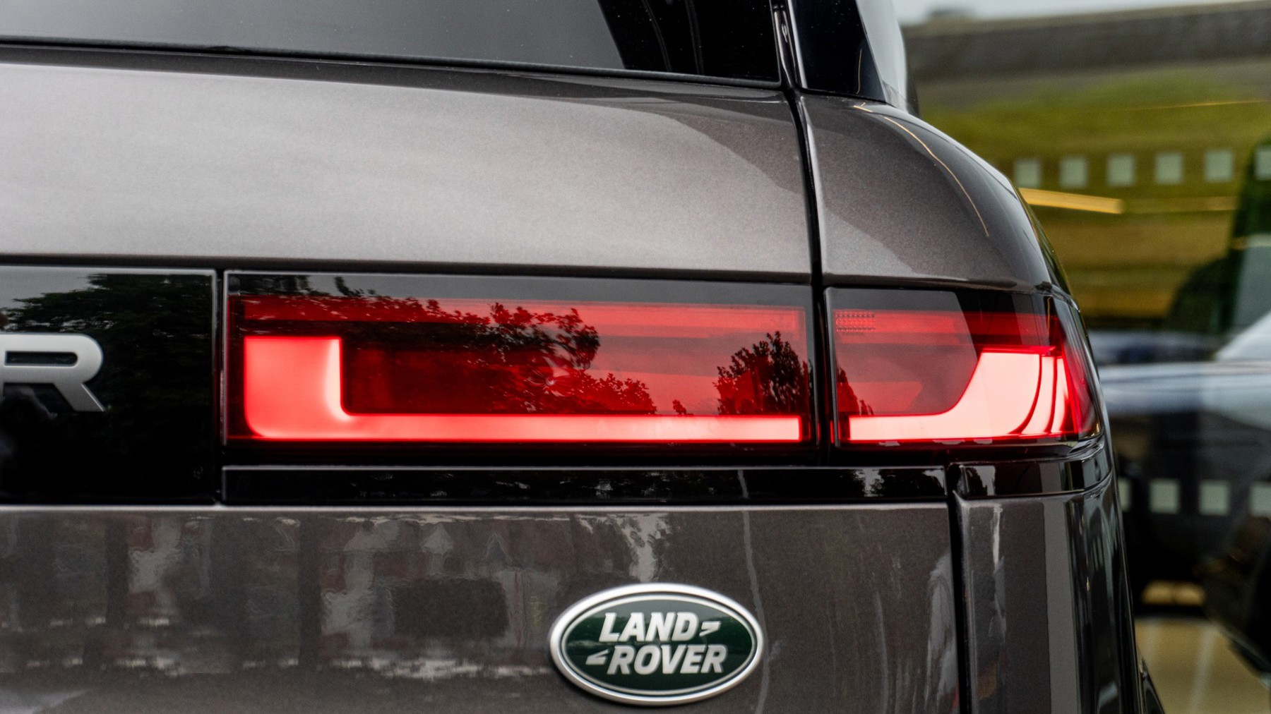 Land Rover RANGE ROVER SPORT, SUV, Charente Grey .