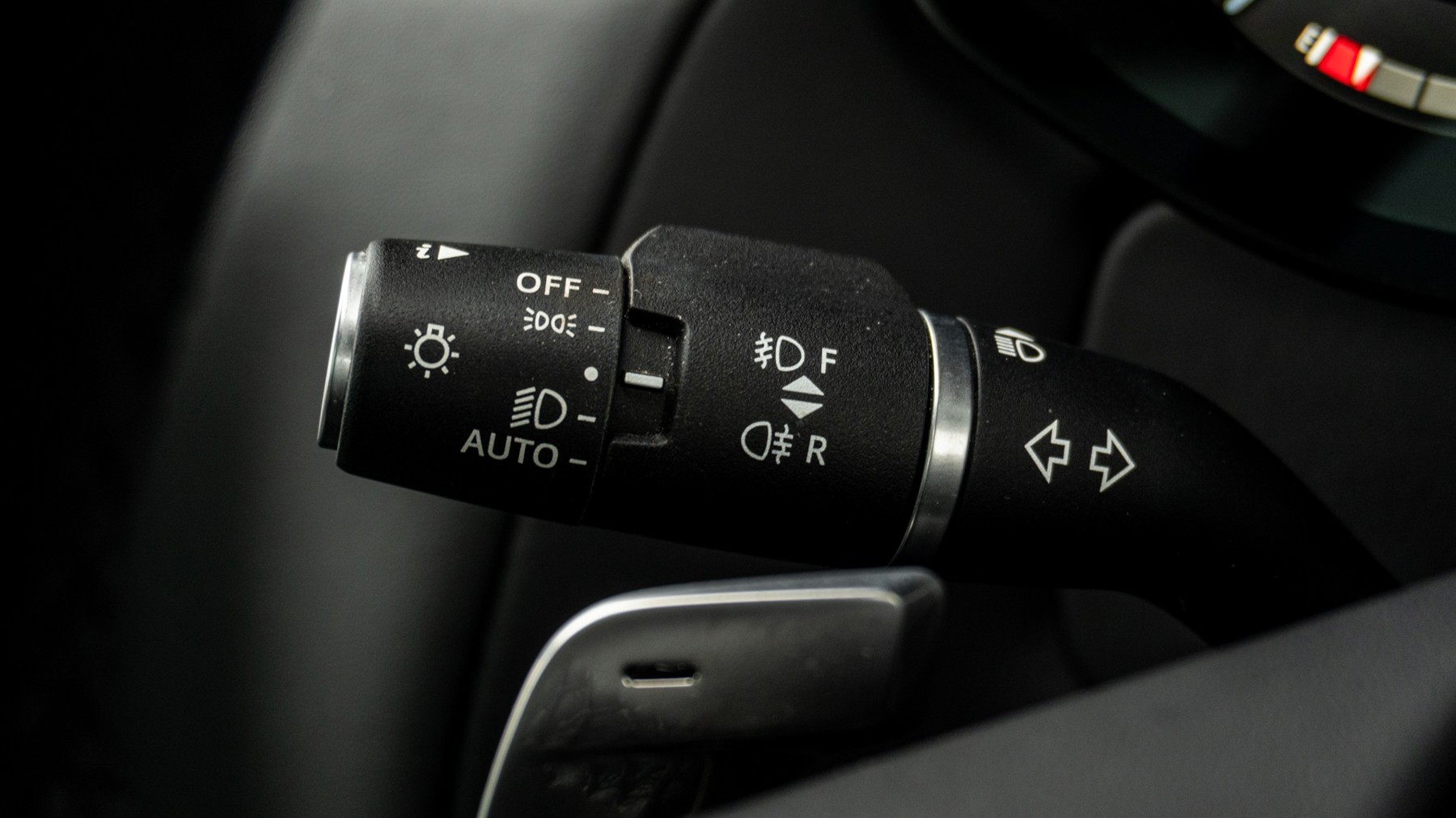 Land Rover RANGE ROVER SPORT, SUV, Charente Grey .