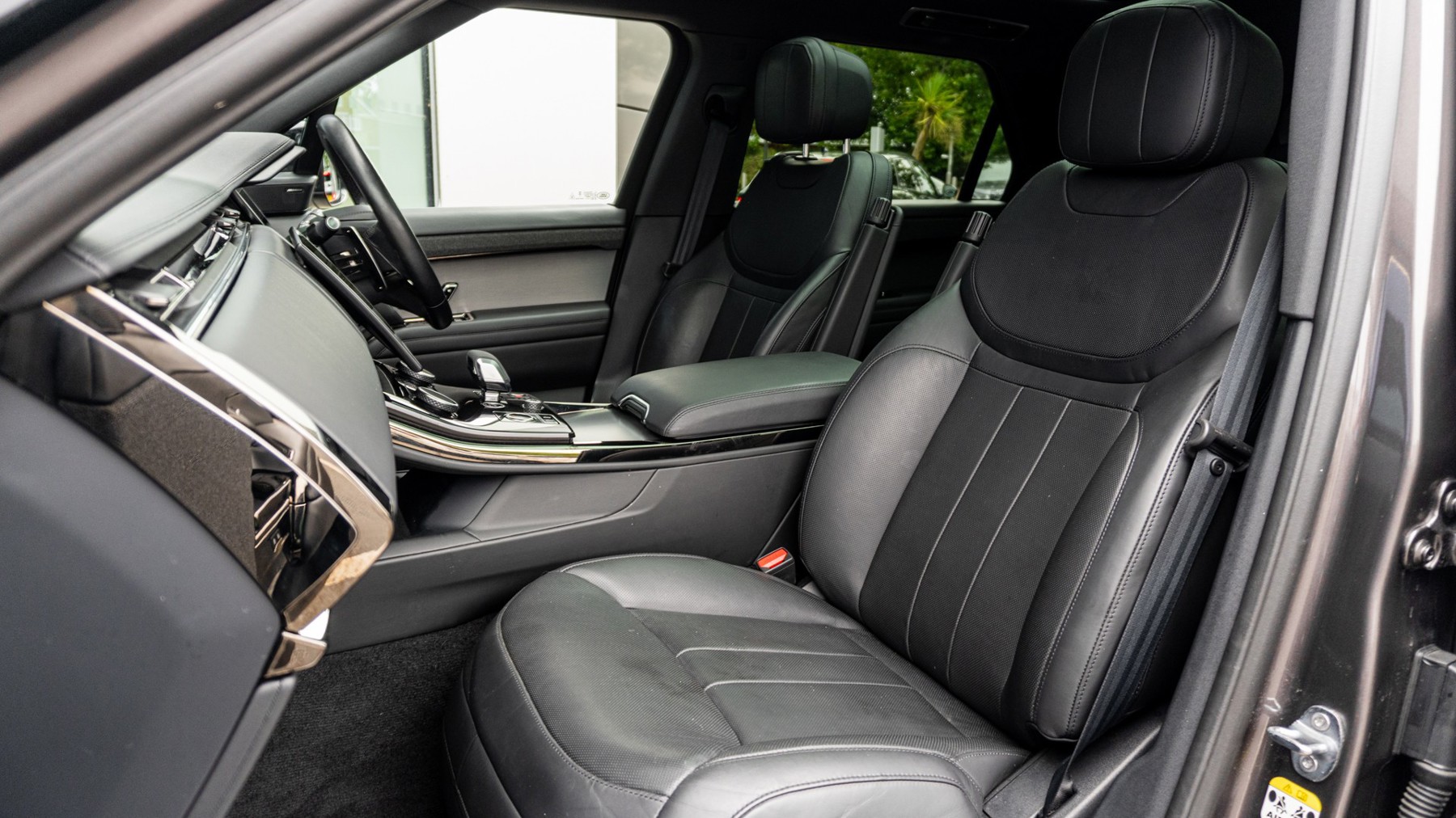 Land Rover RANGE ROVER SPORT, SUV, Charente Grey .