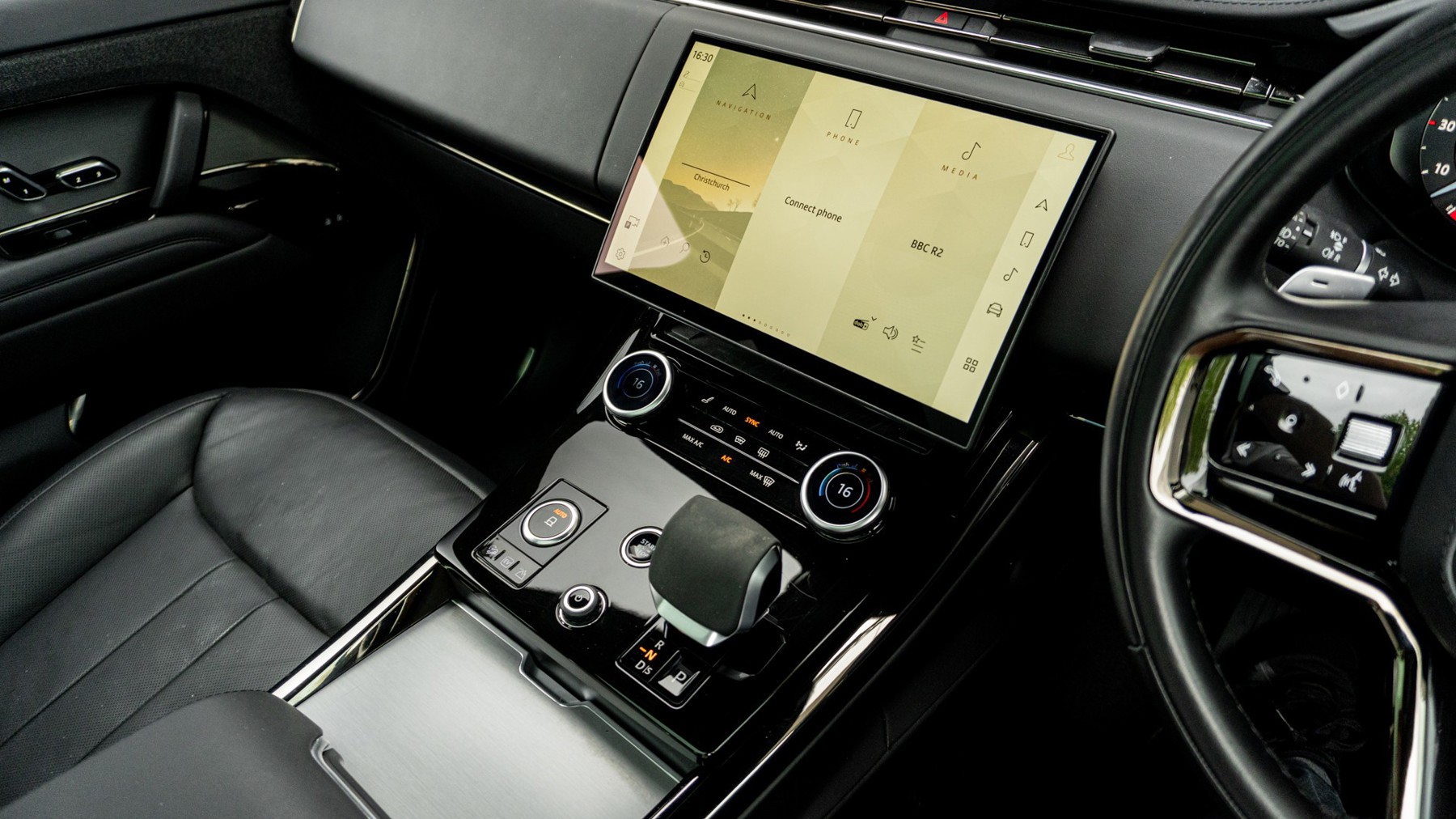 Land Rover RANGE ROVER SPORT, SUV, Charente Grey .